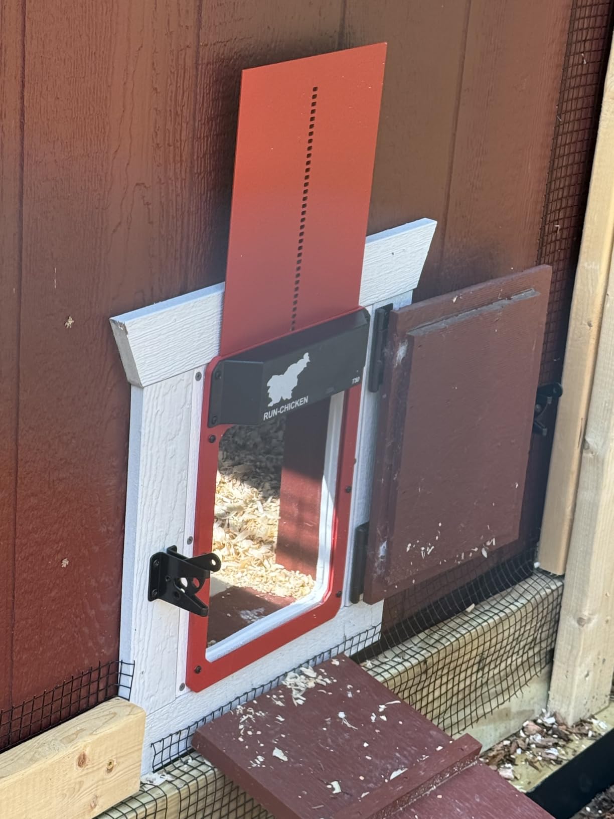 Run-Chicken Door T50 – Automatic Chicken Coop Door Opener, Battery Powered & Weatherproof Aluminum, Smart App & Timer Control, Predator Proof, Easy Install, Reliable All-Season Performance (Red) customer photo 2