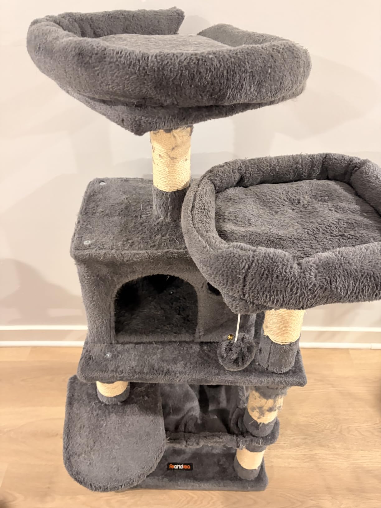 Feandrea Cat Tree, 81.1-Inch Large Cat Tower, Multi-Level Condo, Smoky Gray customer photo 2