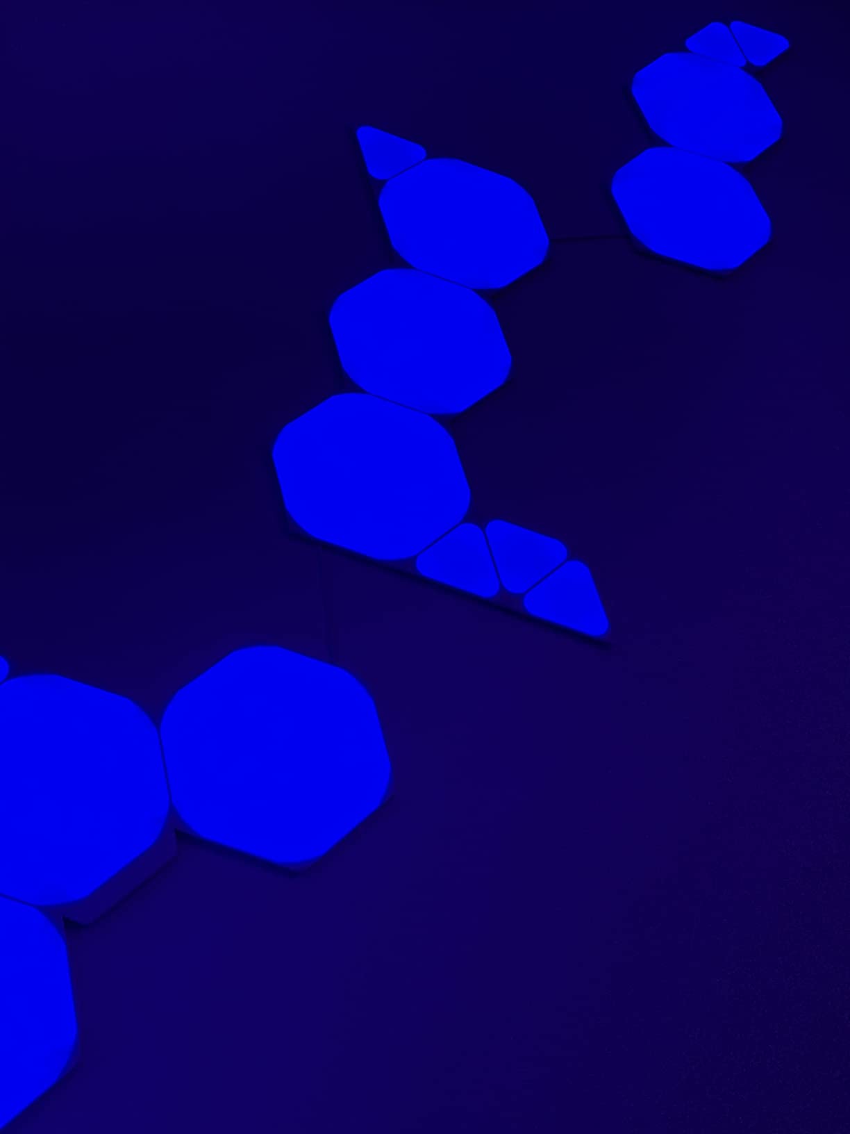 Nanoleaf Shapes Hexagon Lights, Smart RGBW LED Wall Light Panels, 7PK Smarter Kit customer photo 2