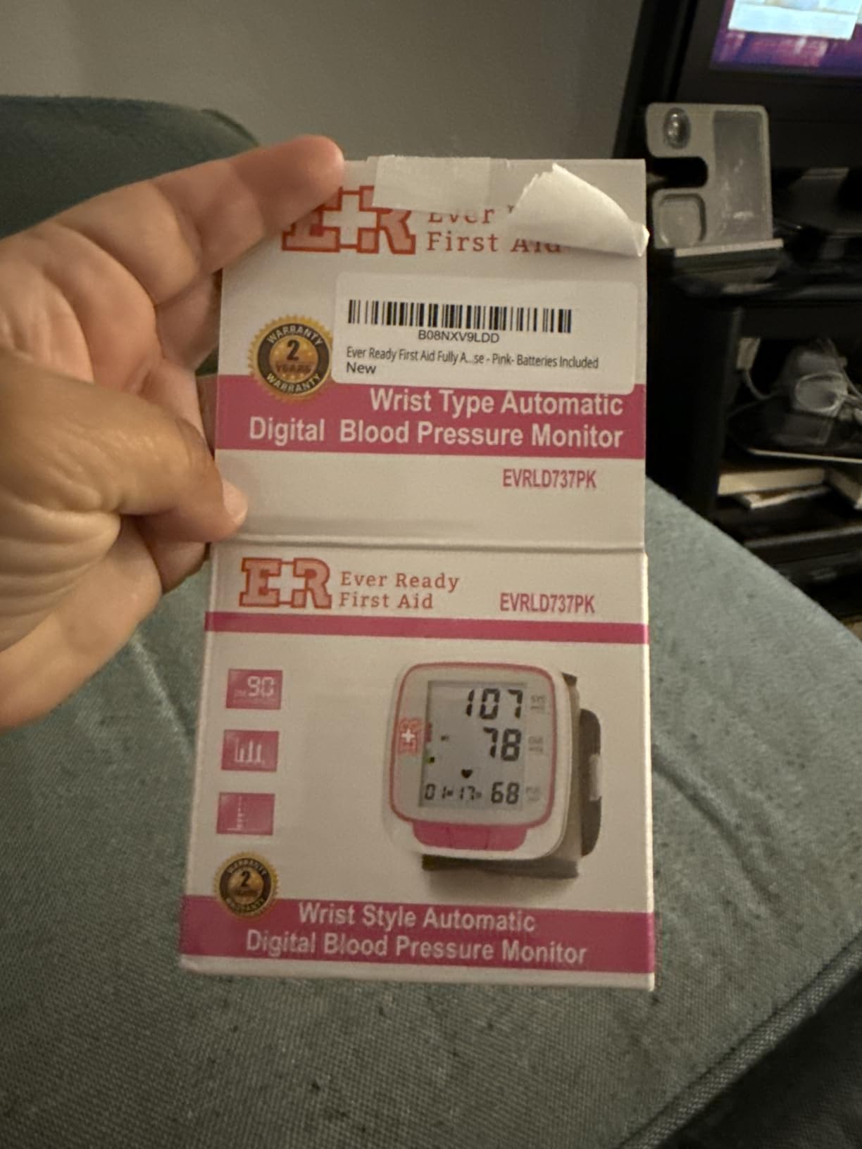 Ever Ready First Aid Fully Automatic Blood Pressure Wrist Cuff Watch Wearable Monitor for Home Use - Pink- Batteries Included customer photo 1