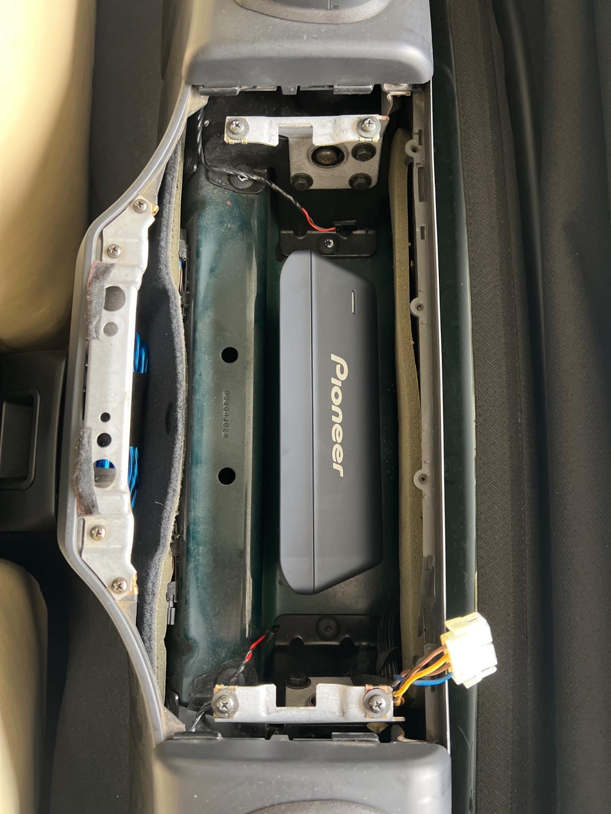 PIONEER TS-WX010A Compact Under-Seat Powered Subwoofer 160W Max customer photo 1