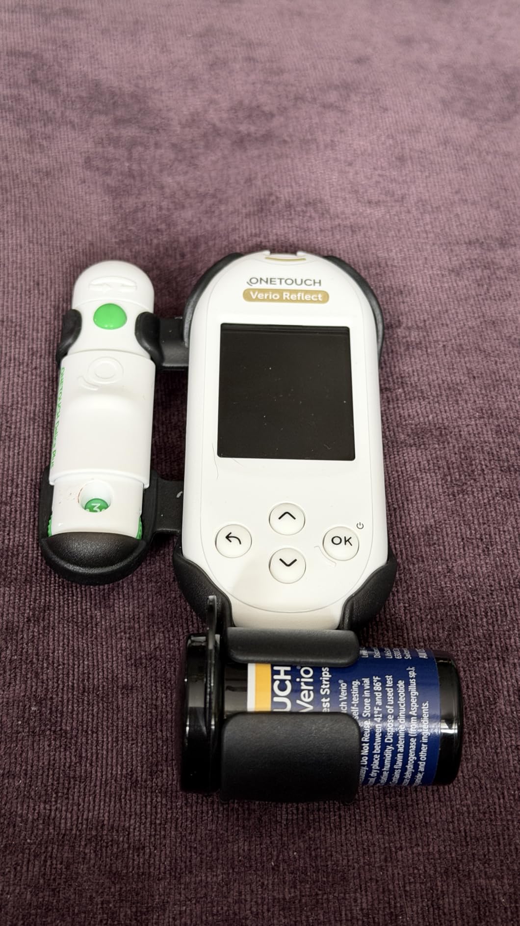 OneTouch Verio Test Kit with Meter, Lancets, Lancing Device and Test Strips - Complete Blood Sugar Kit with Verio Reflect Meter, Lancing Device, 30 Lancets & 30 Test Strips customer photo 1