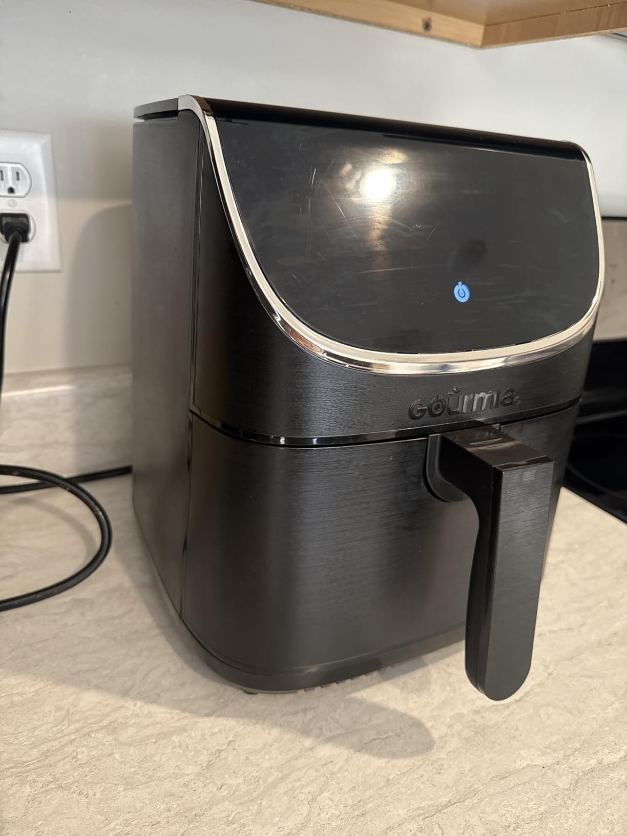 Gourmia Air Fryer - 7 Qt Large Capacity with LED Display, 12 One-Touch Presets, FryForce 360° Technology, Nonstick Dishwasher-Safe Basket & Crisper Tray, Black customer photo 1