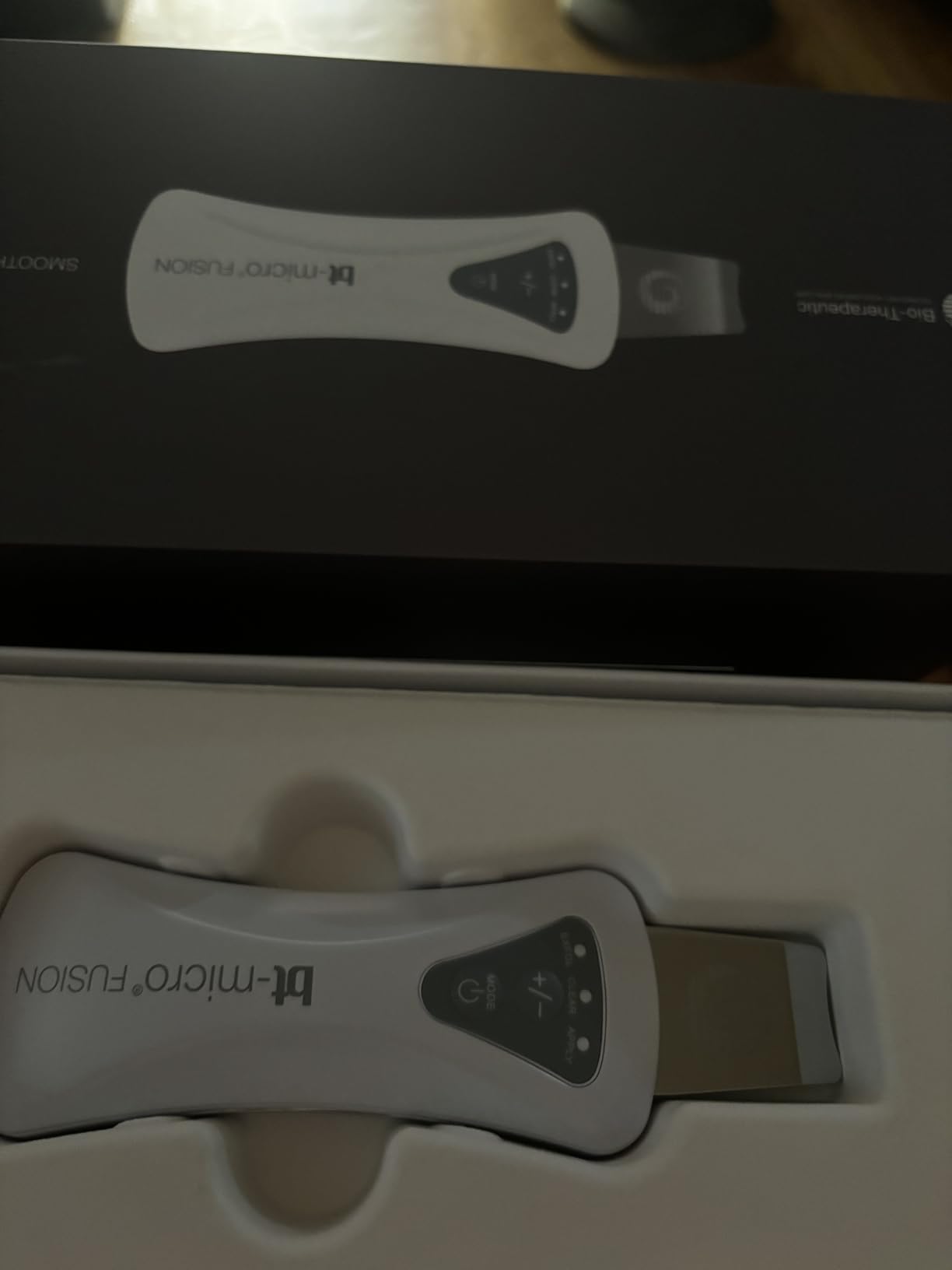 Bio-Therapeutic bt-Micro Fusion Ultrasonic Skin Exfoliation Tool – Deep Cleansing, Blackhead Extraction, Smooth & Clear Skin, 3 Modes, Stainless Steel Applicator, Rechargeable customer photo 2