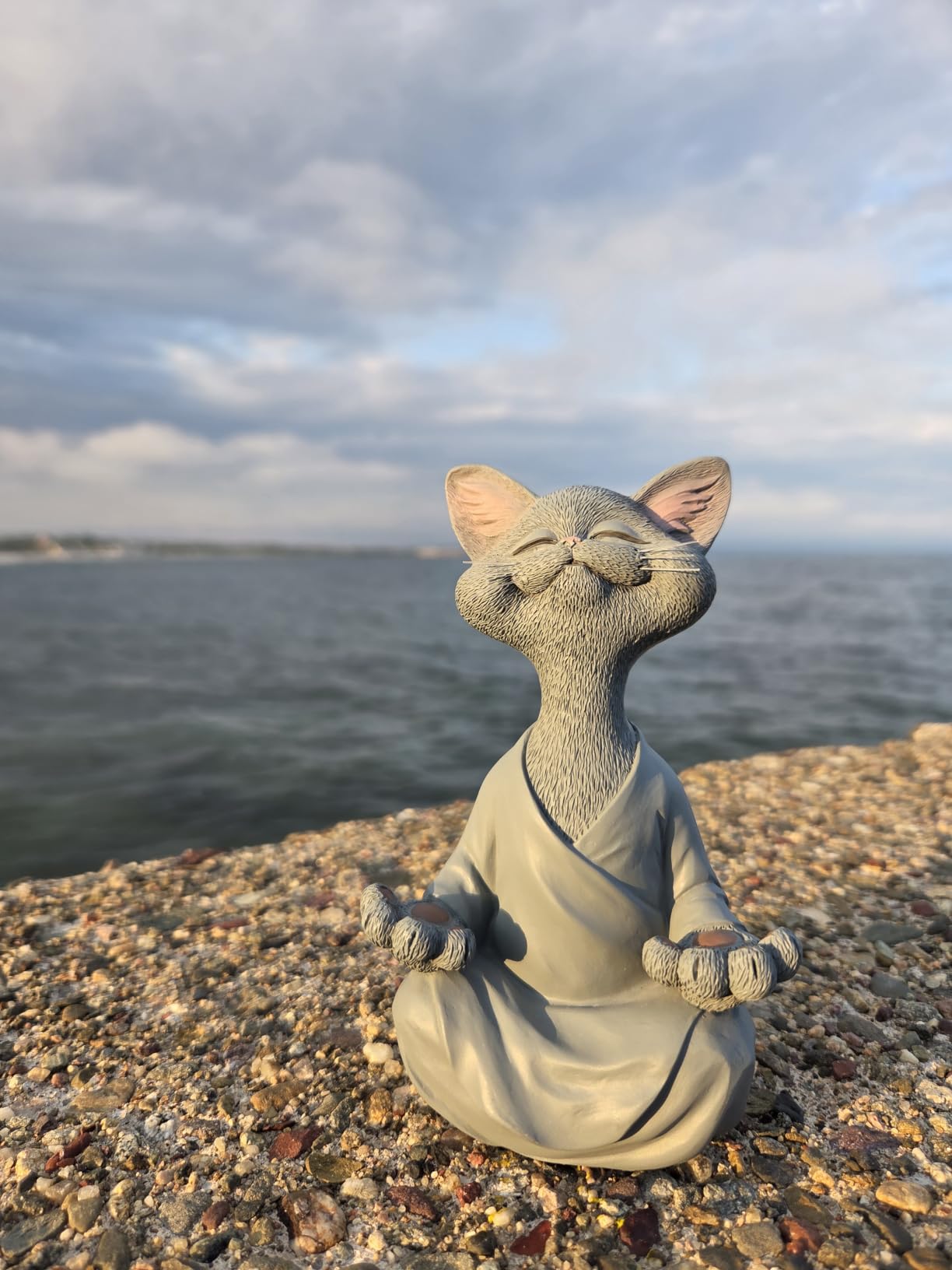 Meditating Happy Cat Statue – Zen Mindfulness Decor for Cat Lovers customer photo 2
