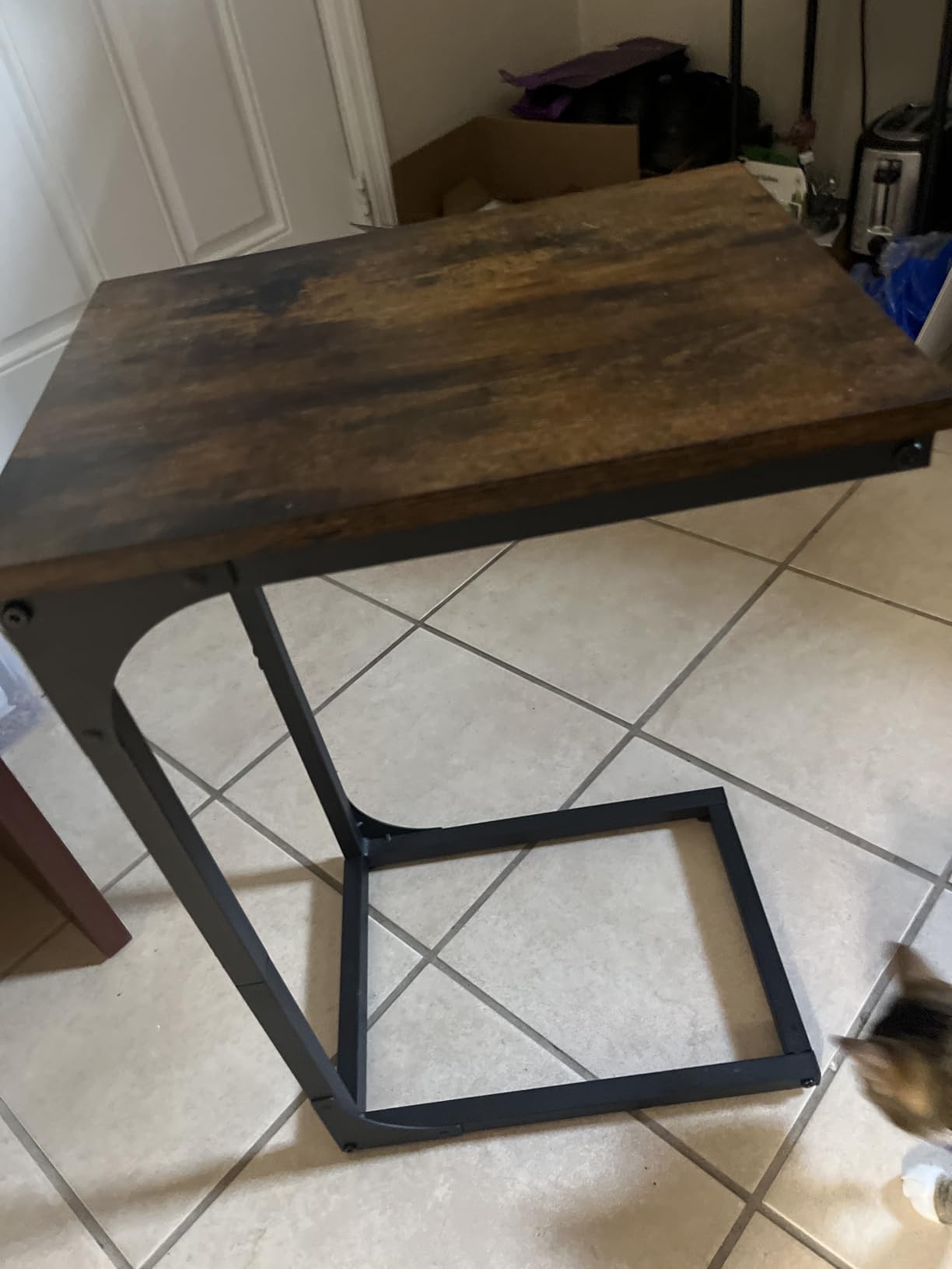 VASAGLE C-Shaped End Table, Small Sofa Side Table with Metal Frame | for Couch, Living Room, Bedroom, Bedside, Rustic Brown and Black, BARNET Collection ULET350B01 customer photo 2