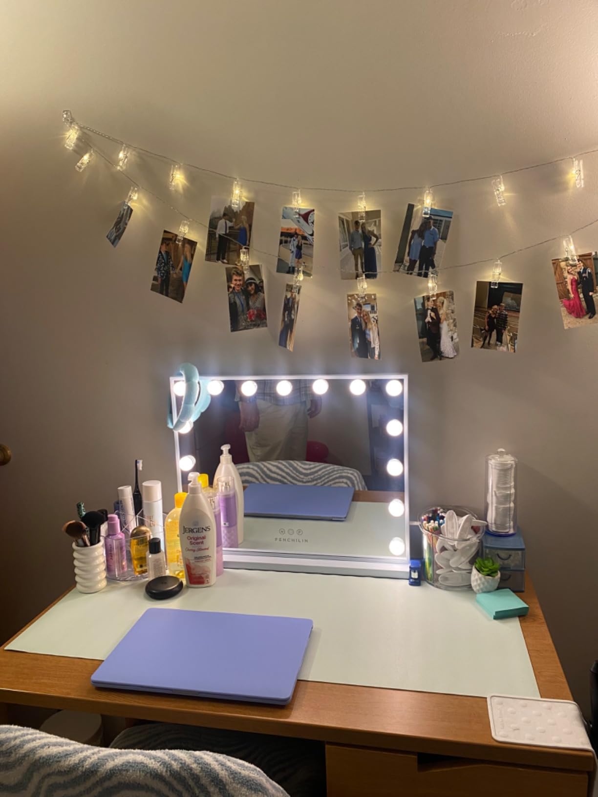 FENCHILIN Vanity Mirror with Lights Bluetooth Speaker 32