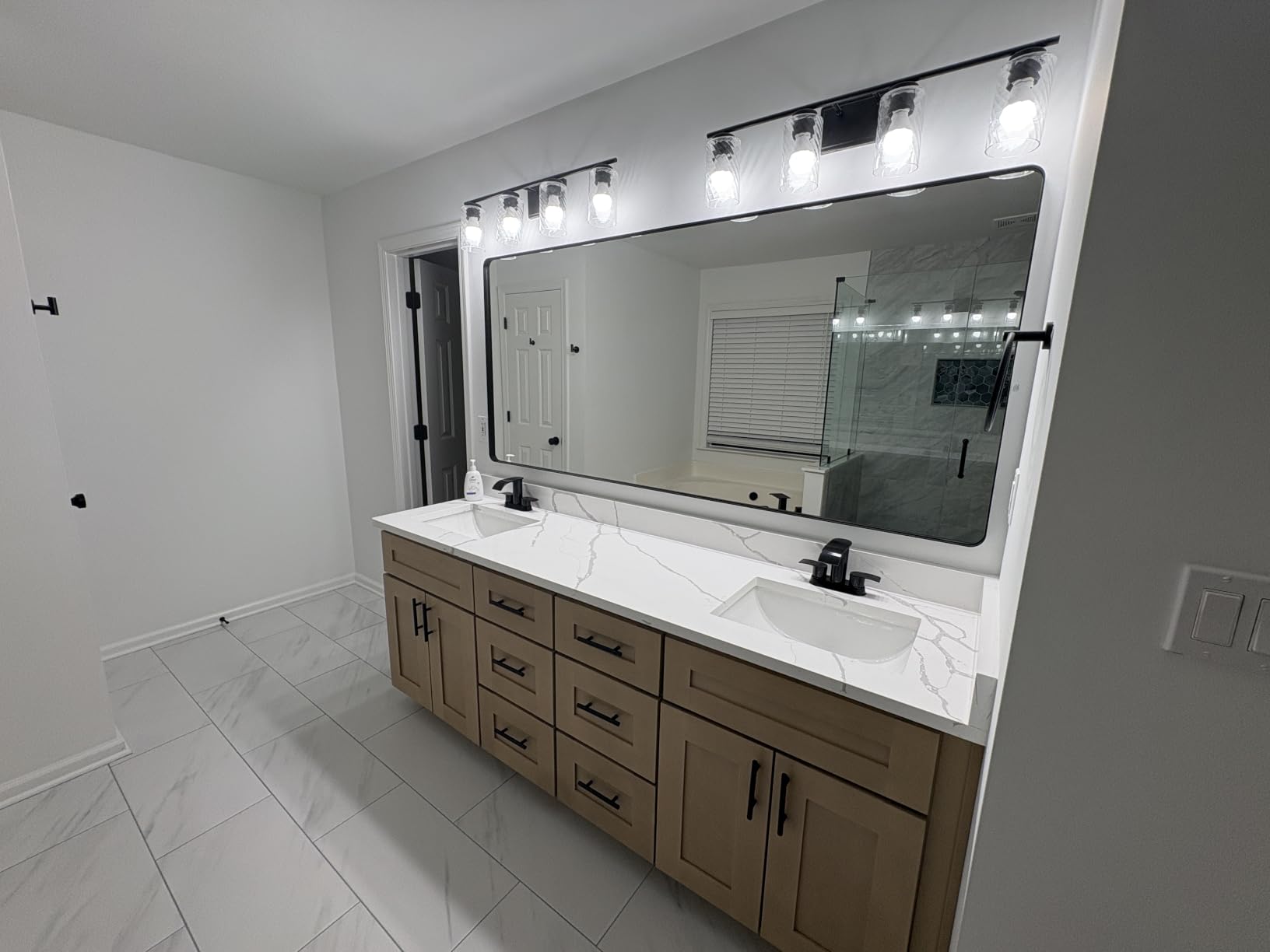 LOAAO 24X36 Inch Black Bathroom Mirror Metal Framed customer photo 2