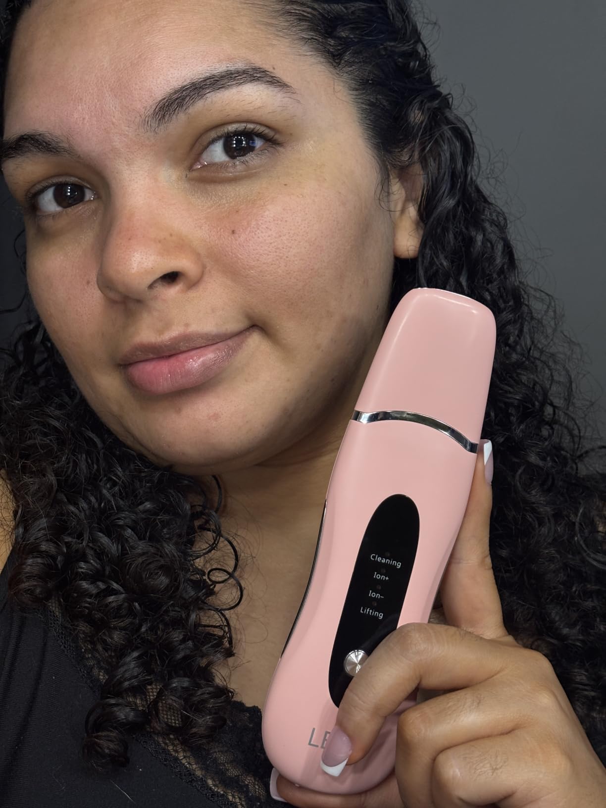 Spa Sciences - LELA - 4-in-1 Sonic Facial Spatula customer photo 1