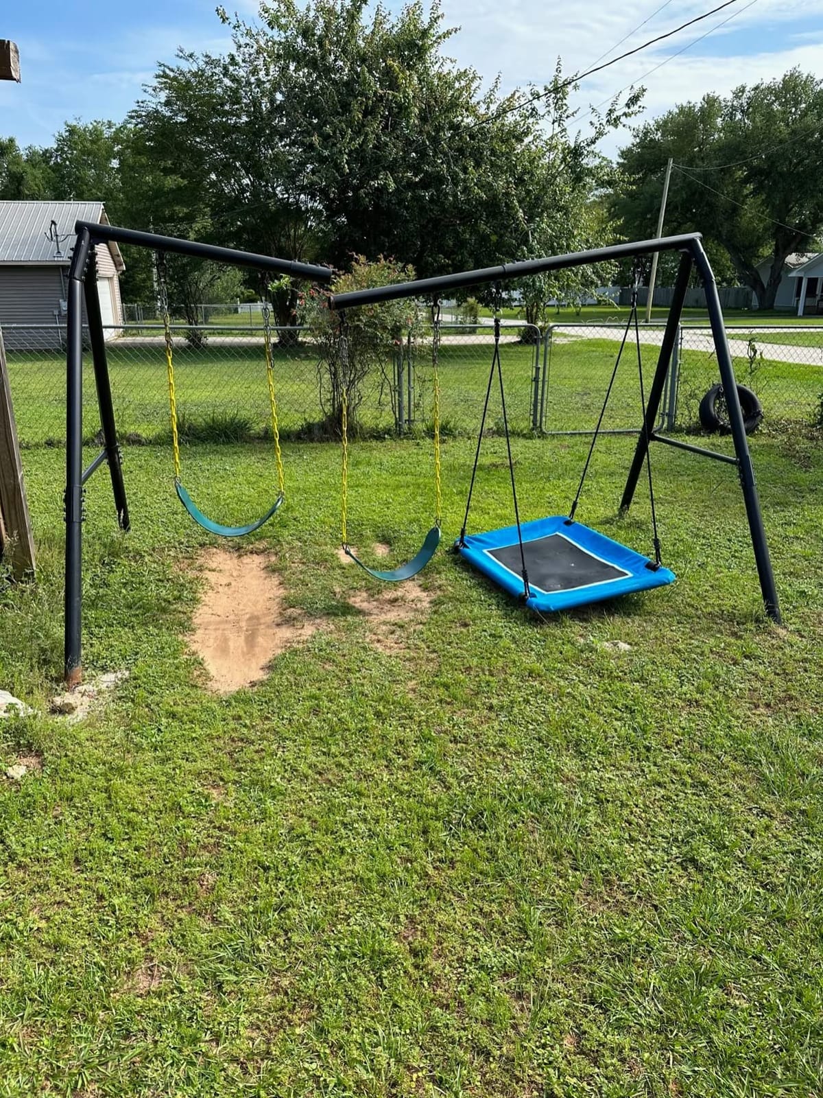 Hapfan 600lb Heavy Duty Swing Set for Outdoor Backyard with 3 Swings Black customer photo 2