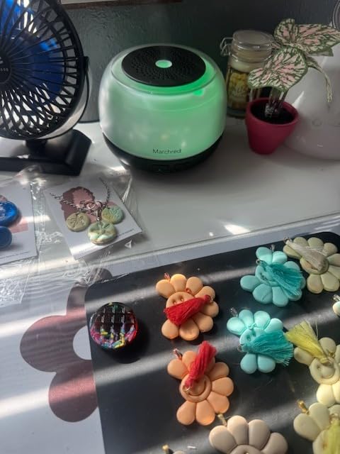 300ML Essential Oil Diffuser, Remote Control Ultrasonic Aromatherapy Oil Diffusers Cool Mist Humidifier, Waterless Auto-Off and 7 LED Light Colors for Bedroom, Yoga, SPA, Baby customer photo 2