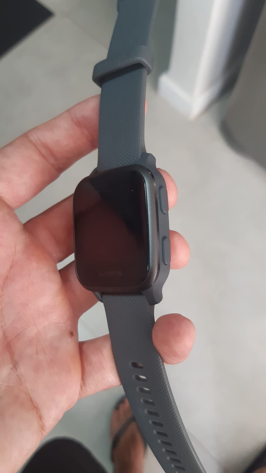 Garmin 010-02427-00 Venu Sq, GPS Smartwatch with Bright Touchscreen Display, Up to 6 Days of Battery Life, Slate (Renewed) customer photo 1
