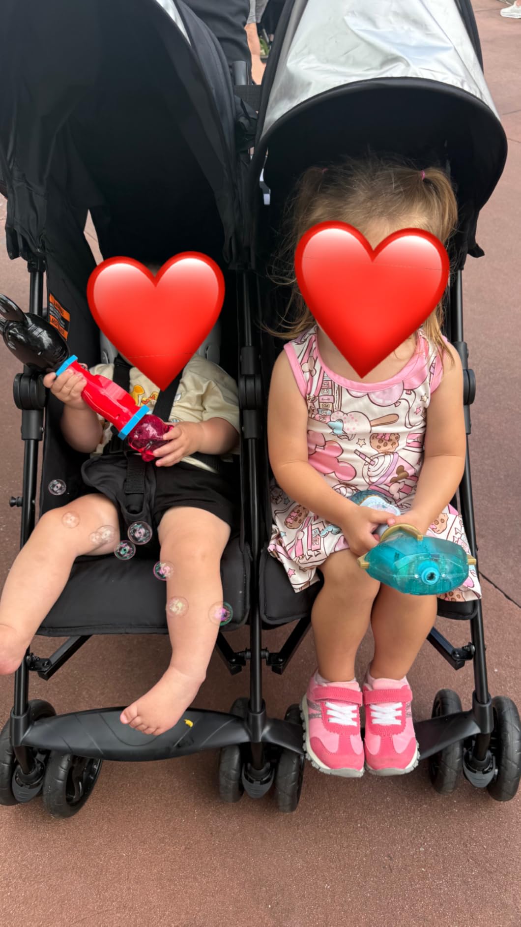 Summer Infant 3Dlite Folding Lightweight Side by Side Double Stroller with 5-Point Safety Harness for Infants and Toddlers, Black customer photo 2