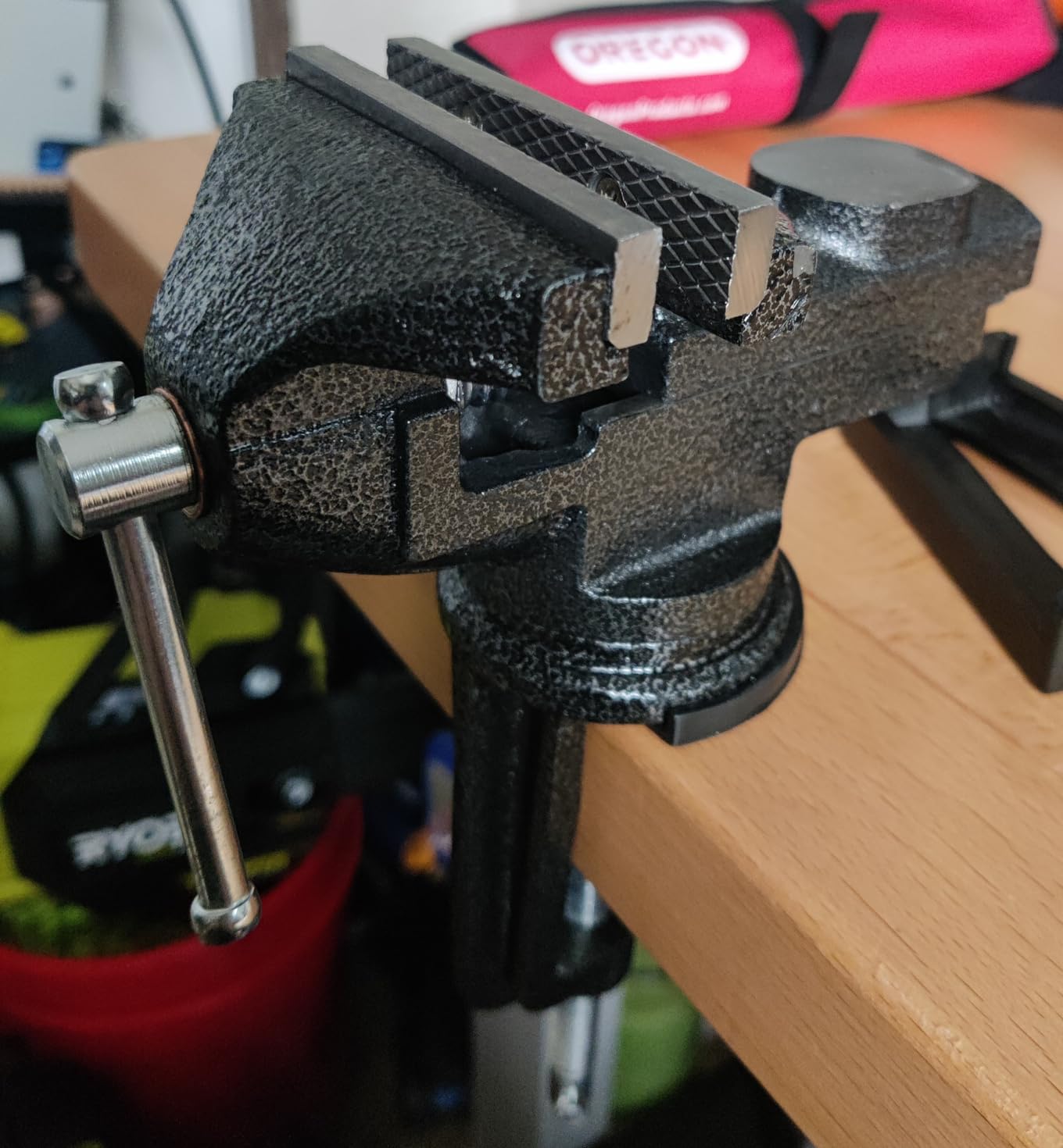 Table Vise or Bench Vise 3.2 Inch, 360° Swivel Clamp-On Vise Portable Home Vice with Large Anvil for Woodworking, Cutting Conduit, Drilling, Metalworking customer photo 2