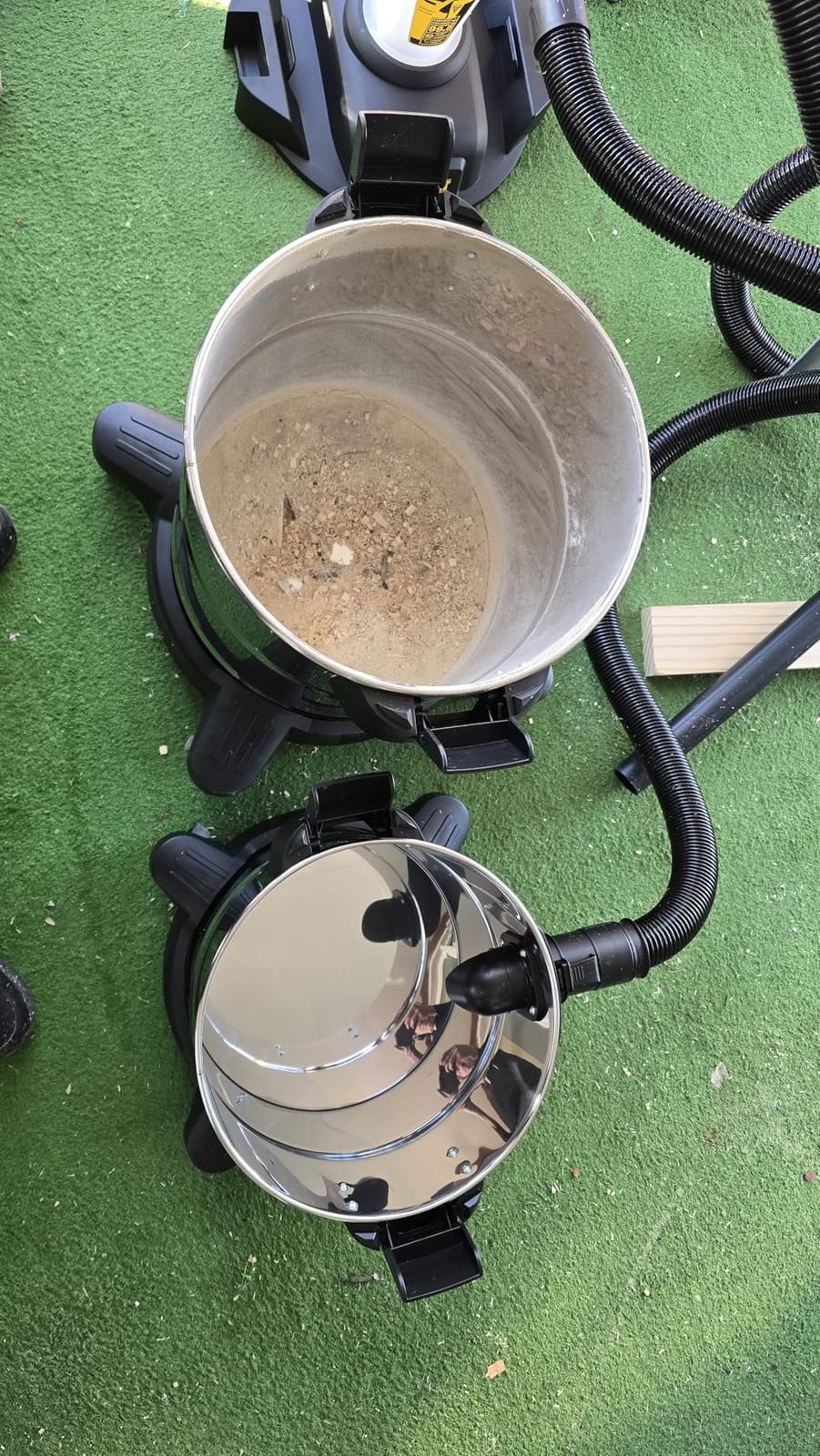DEWALT 10 Gallon Cyclone Dust Separator for Wet/Dry Shop Vacuums,DXVCS003 customer photo 2
