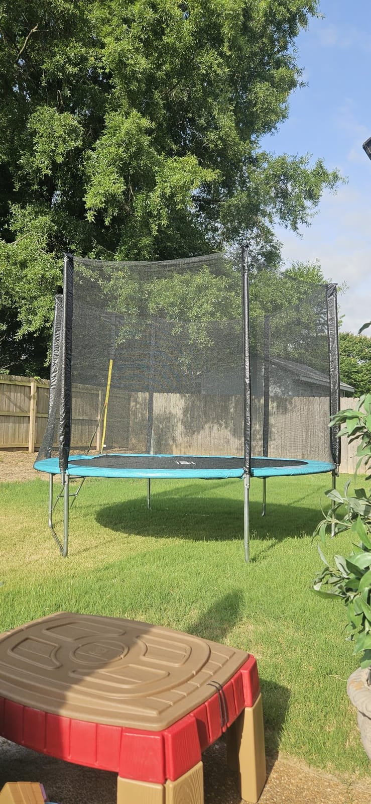 AOTOB Trampoline with Net for Kids Outdoor 8 10 12 14 15FT ASTM 400LBS | Combo Bounce Jump for Kids and Adults Backyard Gymnastics with Socks, Spring Pad, Waterproof Jump Mat, Enclosure & Ladder customer photo 2