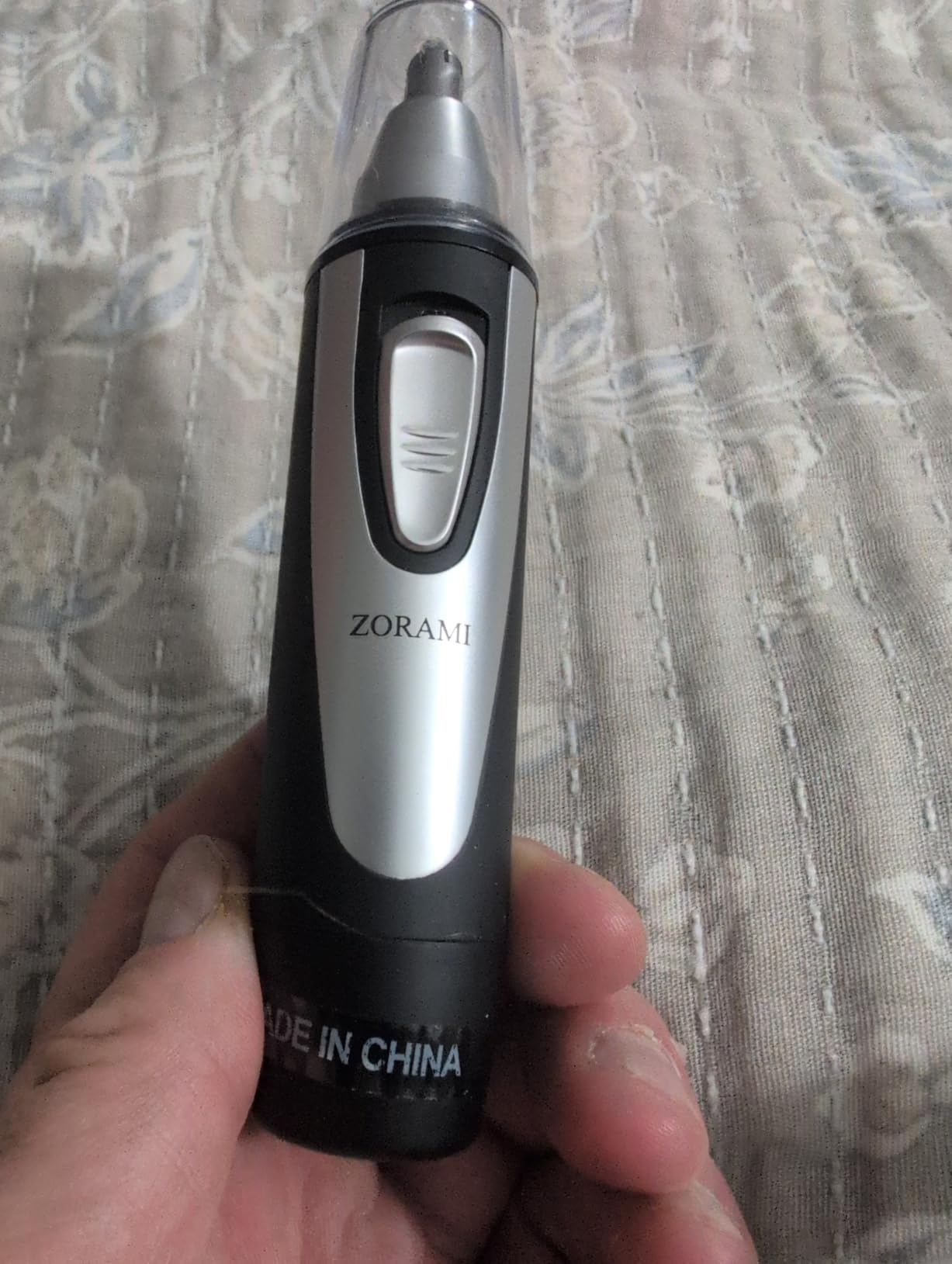 Ear and Nose Hair Trimmer Clipper - 2026 Professional Painless Eyebrow & Facial Hair Trimmer for Men Women,Battery-Operated Trimmer with IPX7 Waterproof,Dual Edge Blades for Easy Cleansing Black customer photo 2