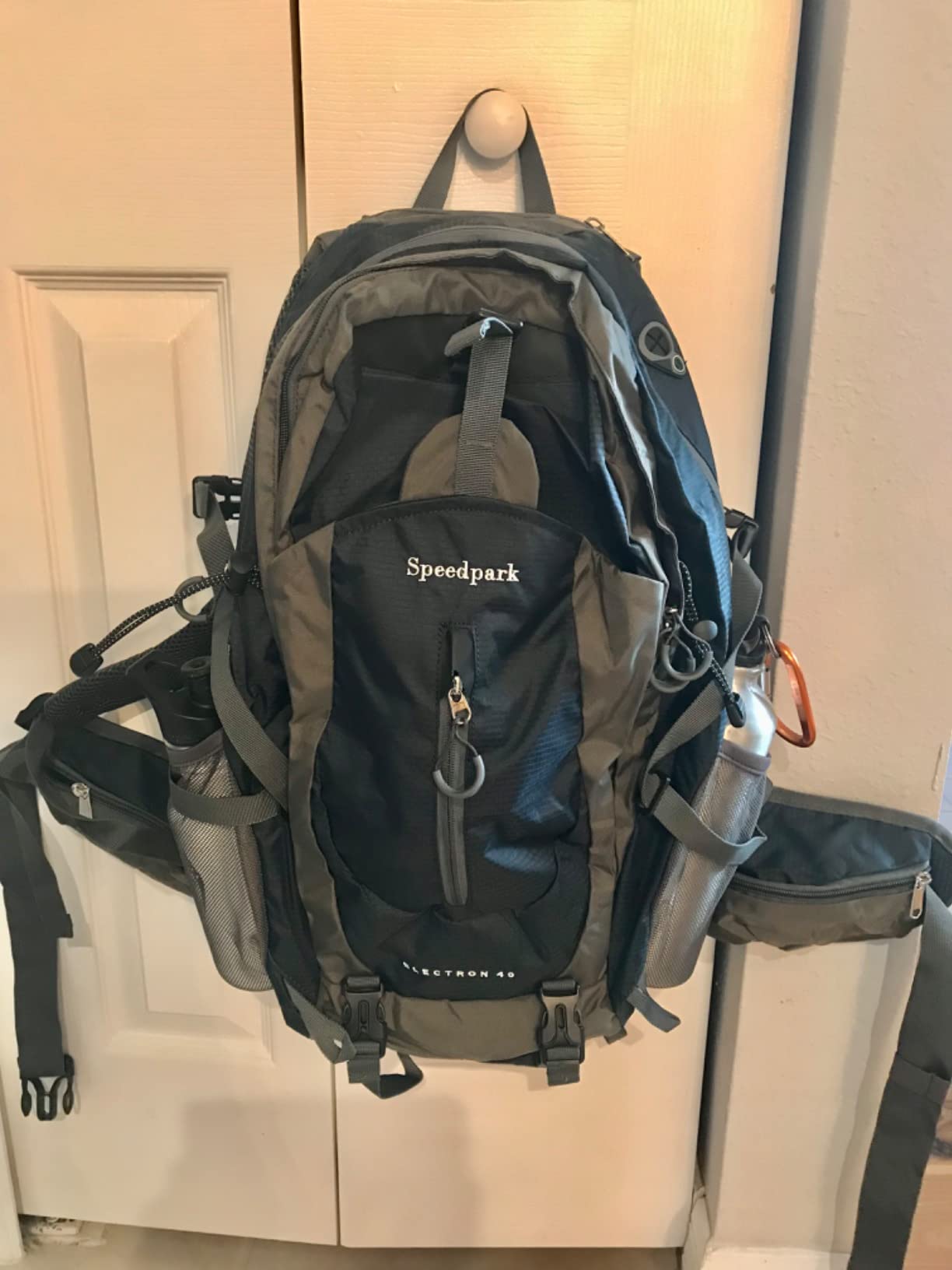 SPEEDPARK 40L Hiking Backpack, Lightweight Camping Daypack with Rain Cover customer photo 1