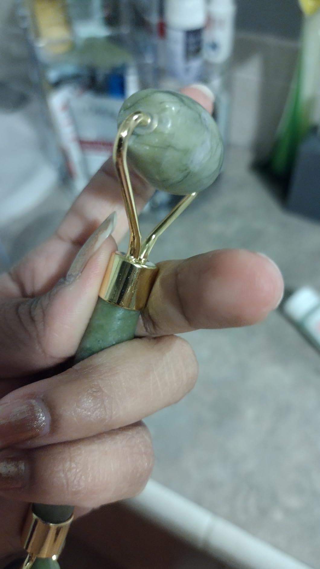 huefull Facial Tools to Reduce Puffiness and Improve Wrinkles, Face Roller Skin Care of Jade Roller and Gua Sha Set Designed customer photo 1