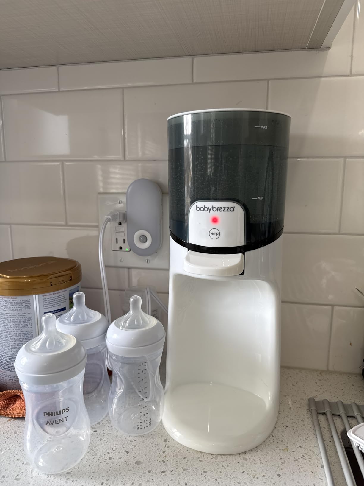 Baby Brezza Instant Baby Bottle Maker with 3 Temperature Settings customer photo 1