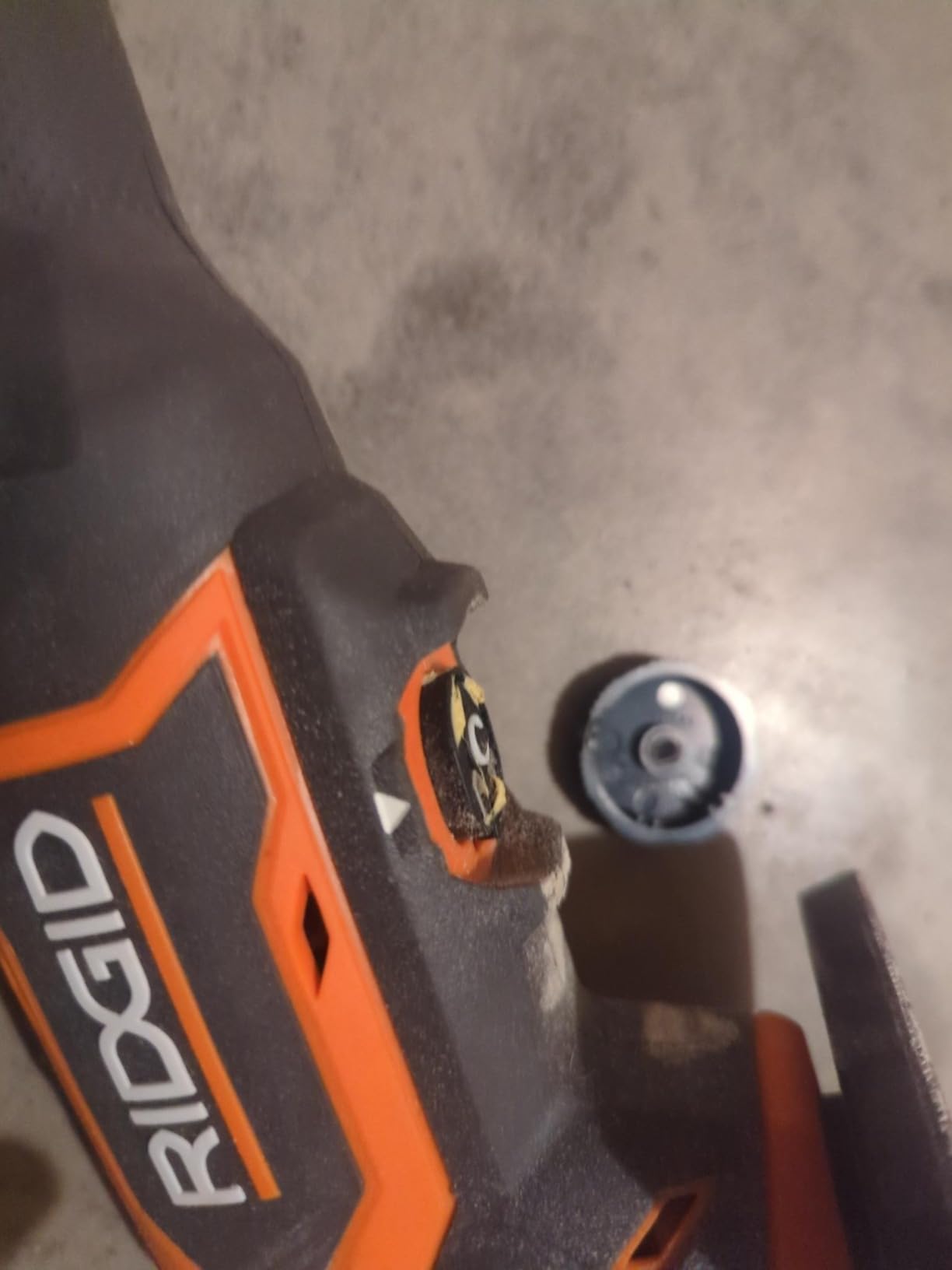 RIDGID 18V Brushless Cordless Oscillating Multi-Tool (Tool Only) customer photo 2