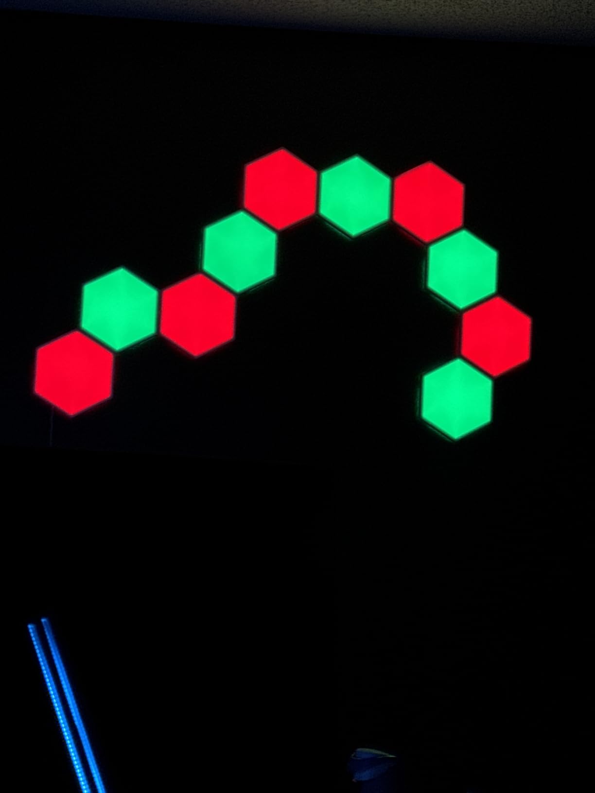Govee Glide Hexa Light Panels, RGBIC Hexagon LED Wall Lights, 10 Pack customer photo 1