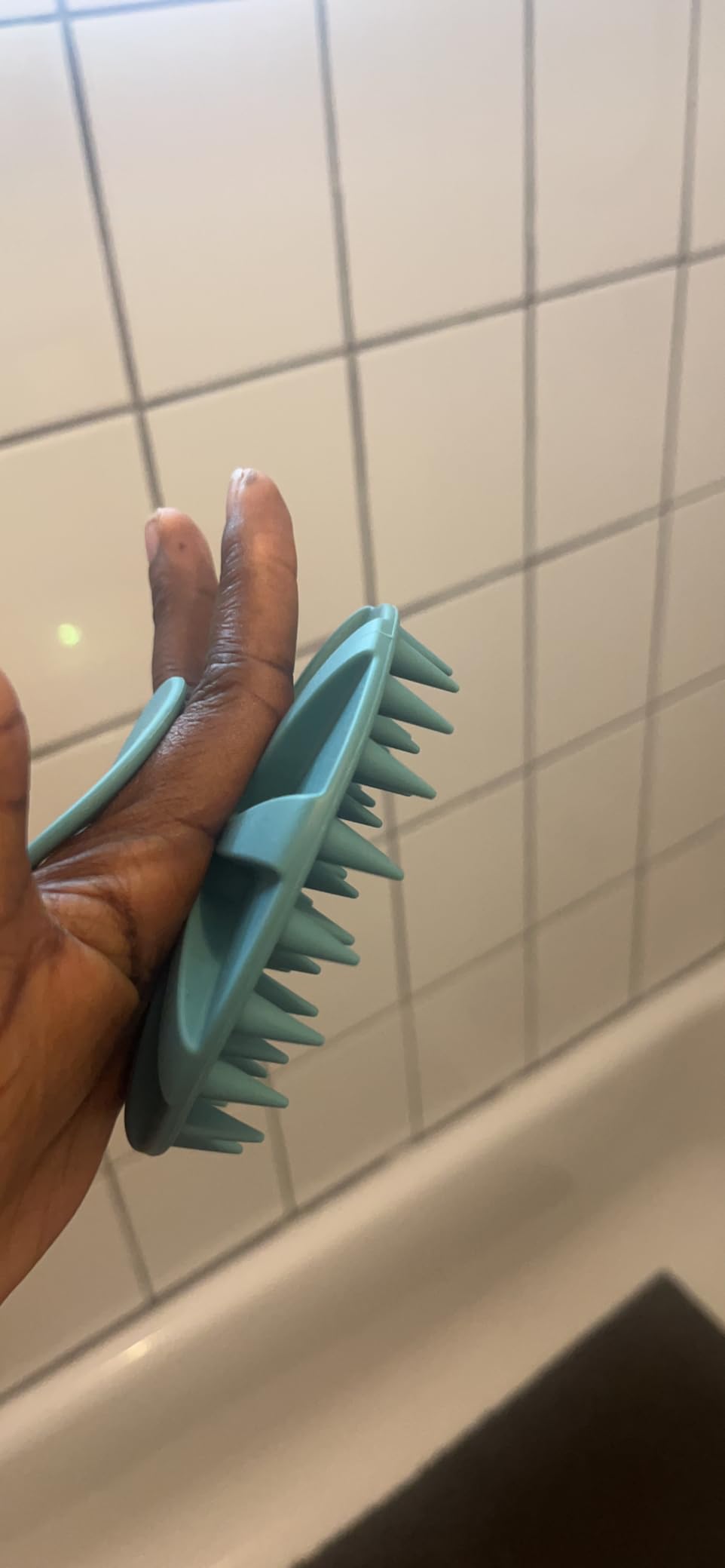 One-piece Silicone Scalp Massager Shampoo Brush Hair Wash, Dark Green customer photo 1