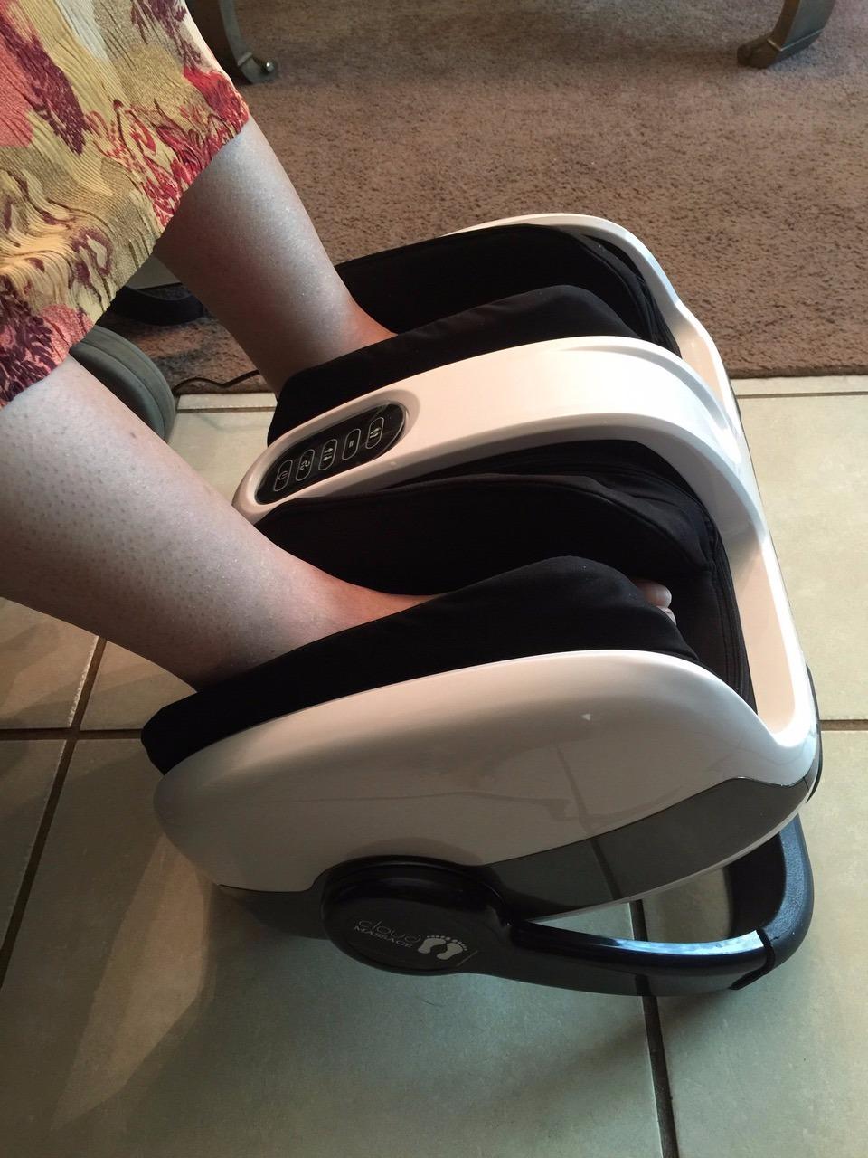 Cloud Massage Shiatsu Foot Massager with Heat, Standard Size, White customer photo 1