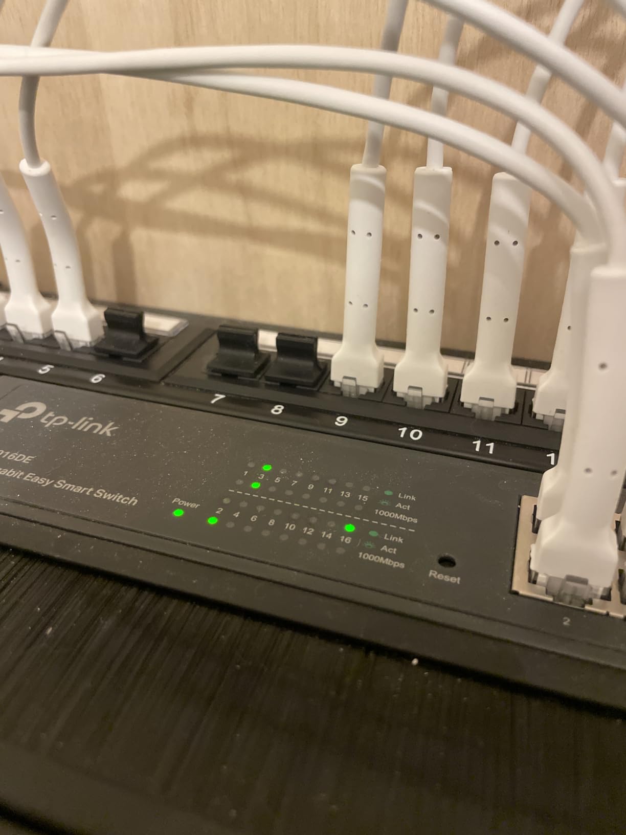 Rapink Patch Panel 24 Port Cat6 10G Support, Network Panel UTP 19-Inch, Wallmount or Rackmount 1U Ethernet Patch Panel Punch Down Block for Cat6, Cat5e, Cat5 Cabling customer photo 2