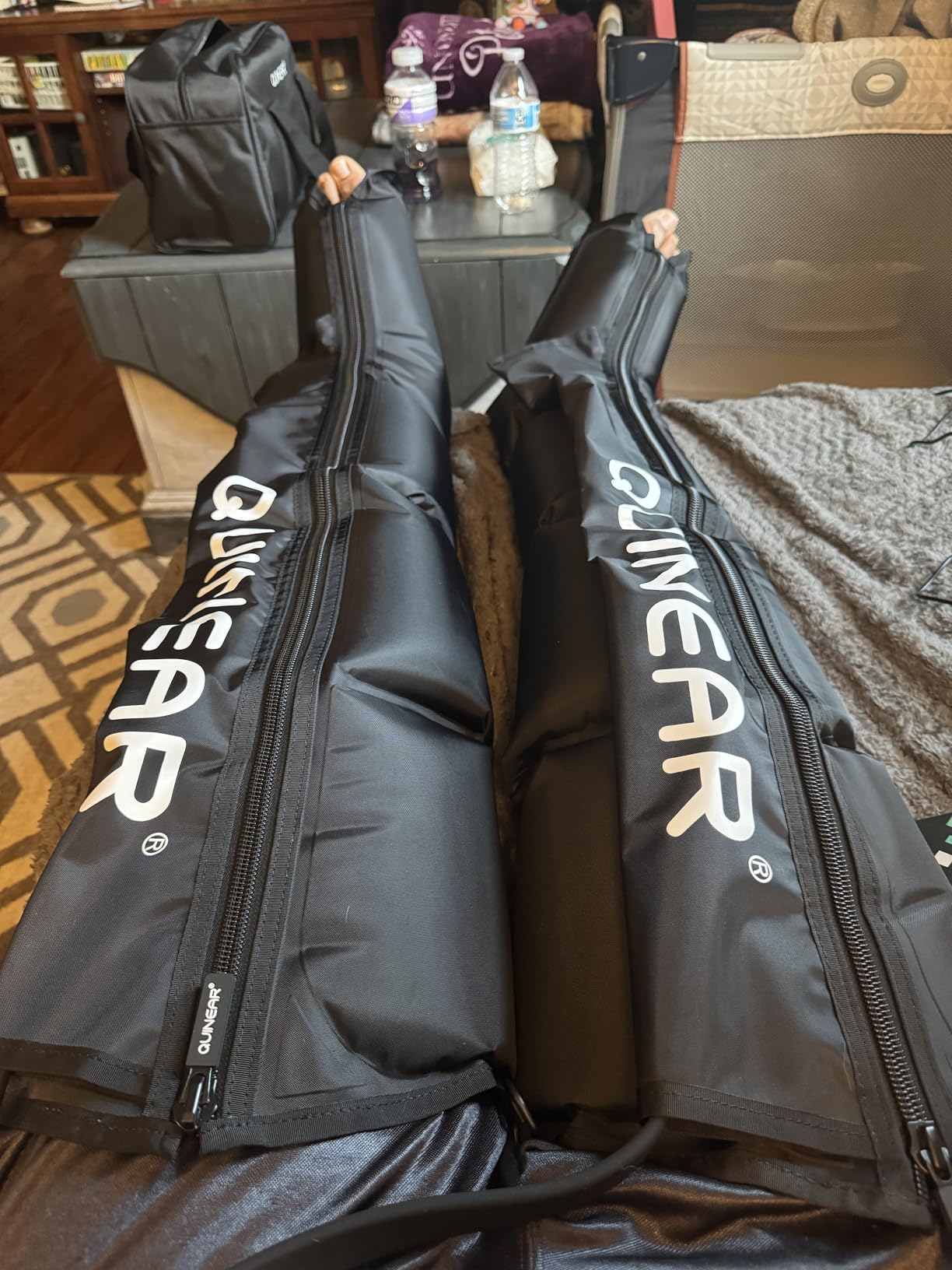 QUINEAR Leg Recovery Compression System for Athlete Post Workout, Professional Sequential Device for Massage Therapy, Foot and Leg Recovery Boots, Improve Circulation Reduce Muscle Soreness (Medium) customer photo 1