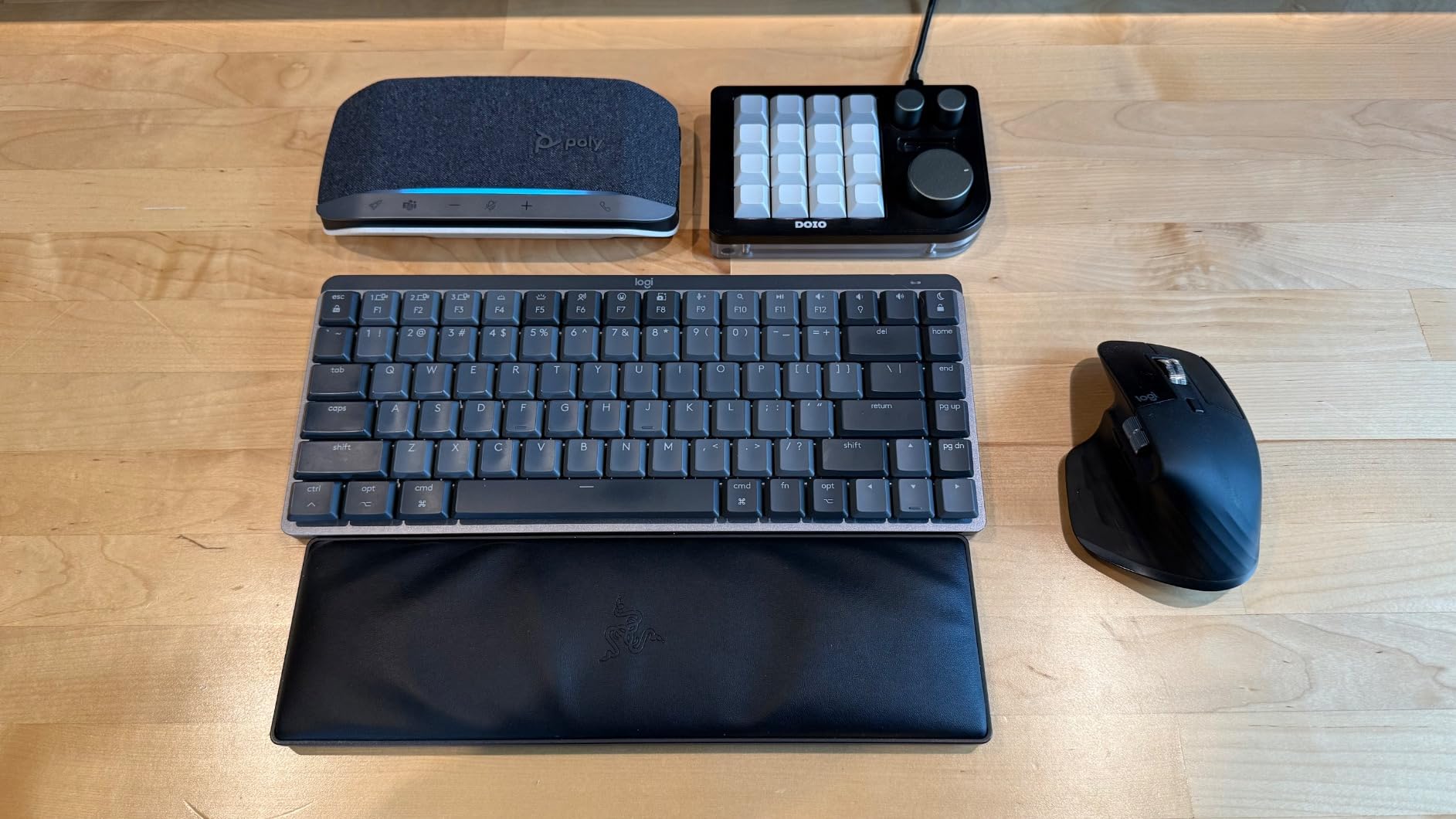 Logitech MX Mechanical Mini Mac Wireless Keyboard Low-Profile - Space Grey | Tactile quiet mechanical switches, Smart backlit keys, Bluetooth pairs with 3 devices, USB-C rechargeable, 15 days customer photo 1
