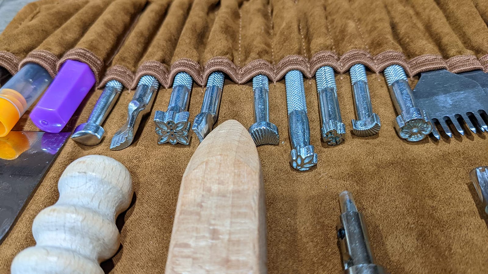 TLKKUE Leather Working Tools Leather Craft Tools for Carving Stamping customer photo 2