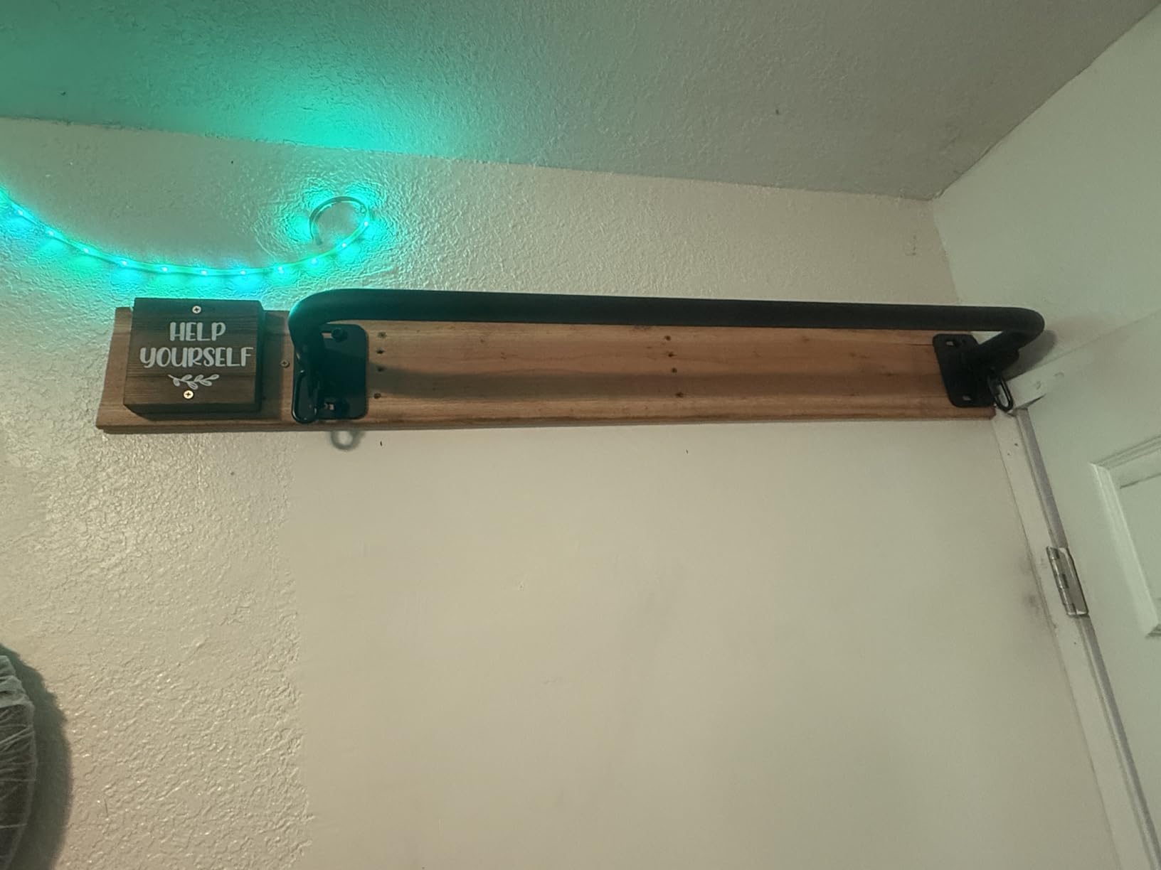 SELEWARE Heavy Duty Welded Pull Up Bar Wall/Joist/Ceiling Mount Chin Up Bar customer photo 2