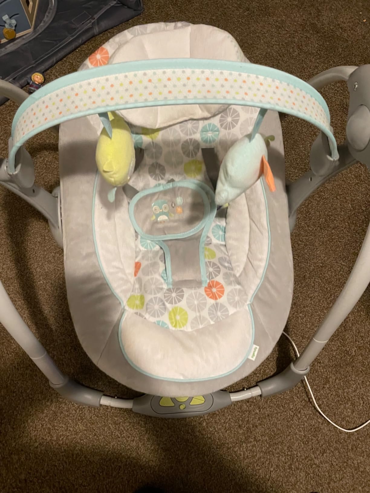 Ingenuity ConvertMe 2-in-1 Compact Portable Automatic Baby Swing & Infant Seat, Battery-Saving Vibrations, Nature Sounds, 0-9 Months 6-20 lbs (Swell) customer photo 1