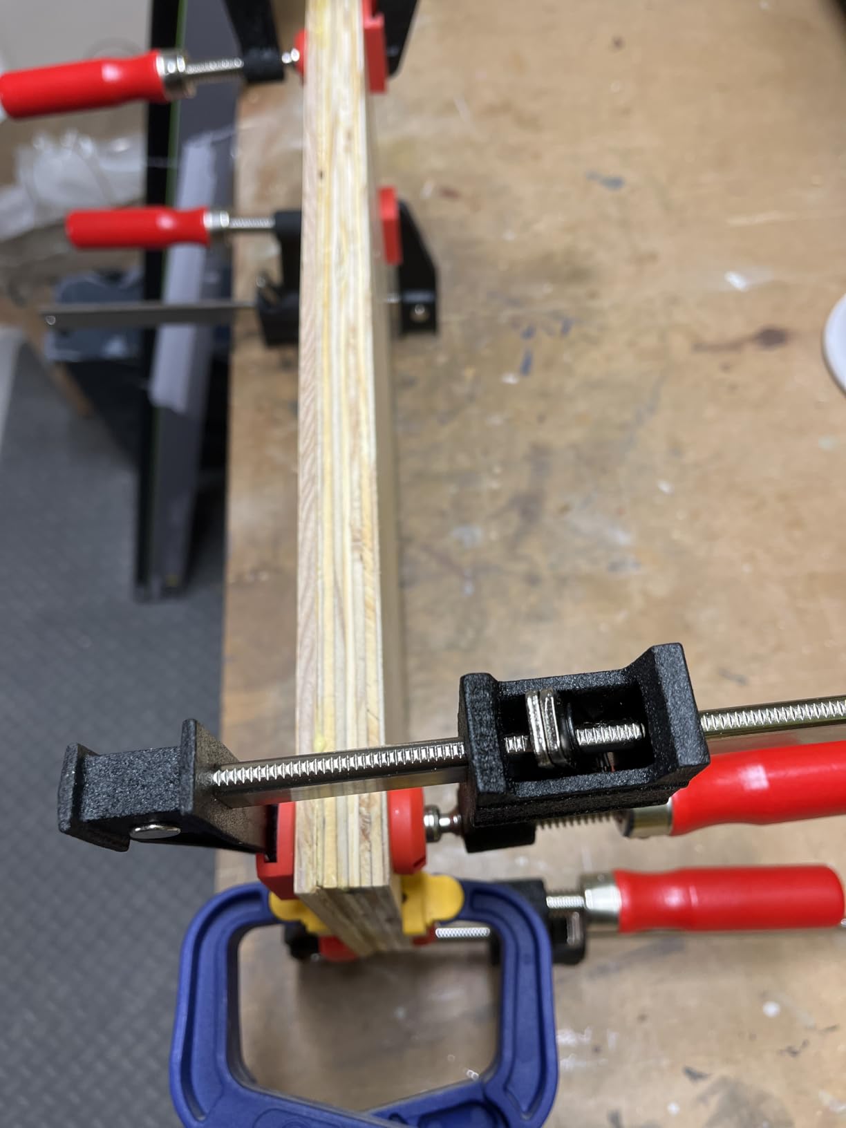 BESSEY GSCC4PK-C Clamp Set for Woodworking, F-style with Wood Handle, Replaceable Pads, 2 x 6 In and 2 x 12 In, 600 lb, Red/Black/Silver customer photo 1
