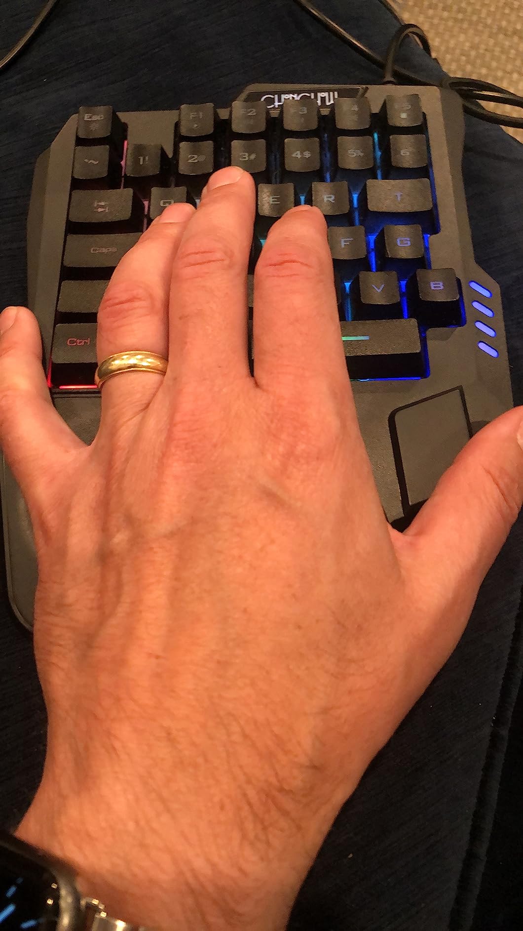 One Handed Gaming Keyboard Rainbow LED Light Up, 35 Keys Protable customer photo 1