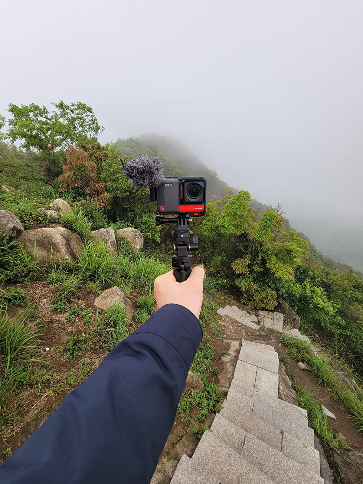 Insta360 ONE RS 4K Edition - Waterproof 4K 60fps Action Camera with FlowSate Stabilization, 48MP Photo, Active HDR, AI Editing customer photo 1