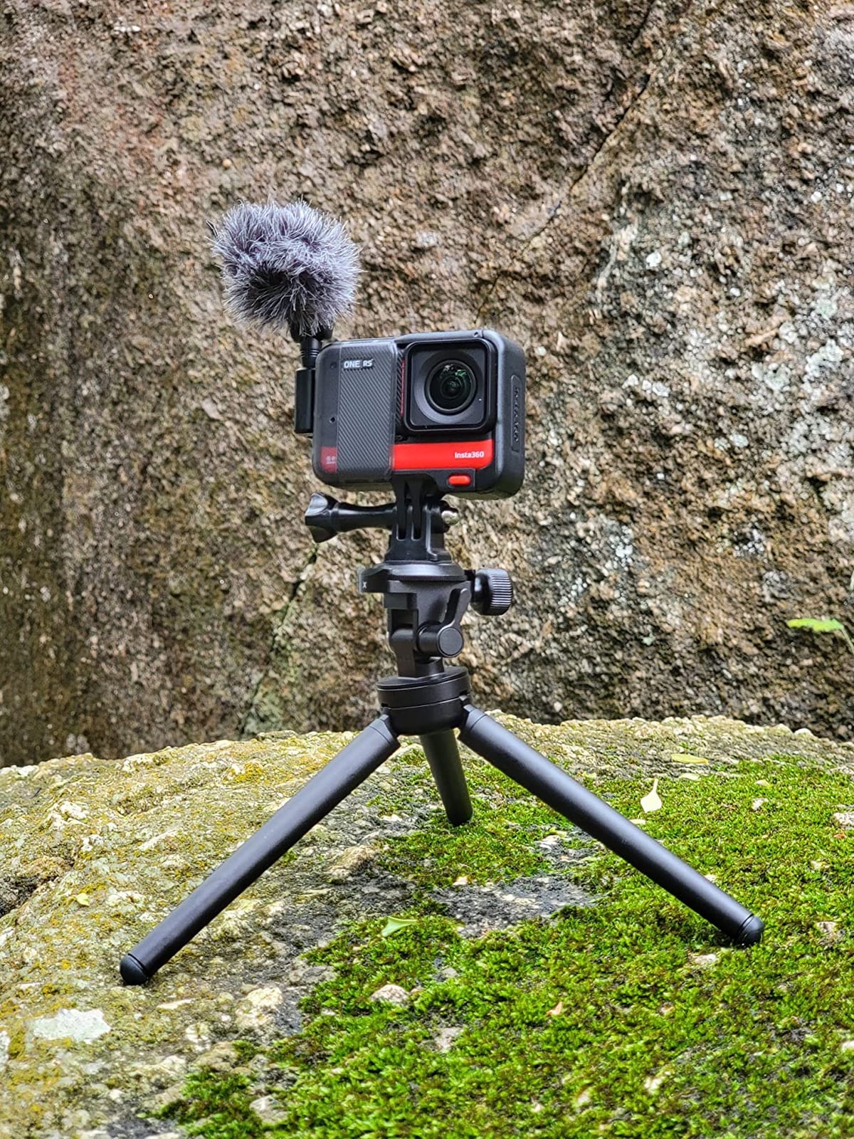 Insta360 ONE RS 4K Edition - Waterproof 4K 60fps Action Camera with FlowSate Stabilization, 48MP Photo, Active HDR, AI Editing customer photo 2