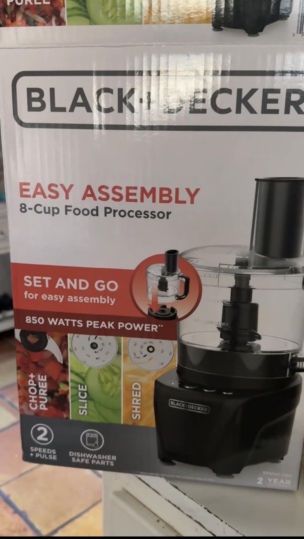 BLACK+DECKER Food Processor and Vegetable Chopper, Stainless Steel Blade, 8-Cup Capacity, 450W Power with Attachments to Shred, Slice, Mince, Grind, and Puree customer photo 1