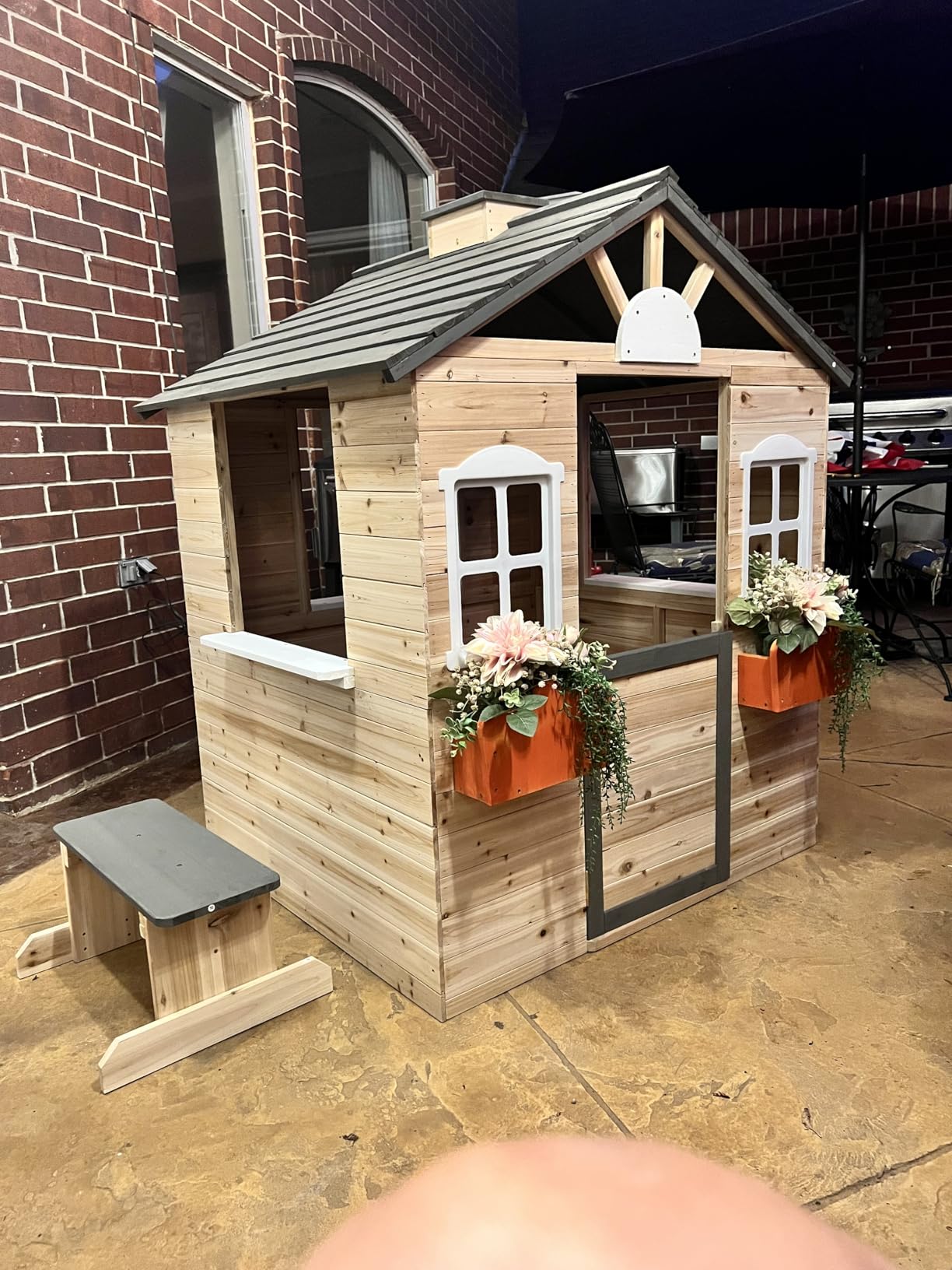 Outsunny Outdoor Playhouse Working Door Windows Bench for 3-7 Years Natural customer photo 2