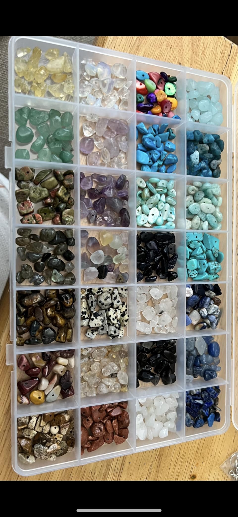 Quefe 56 Colors 1800pcs Crystal Beads Jewelry Making Supplies Kit customer photo 1