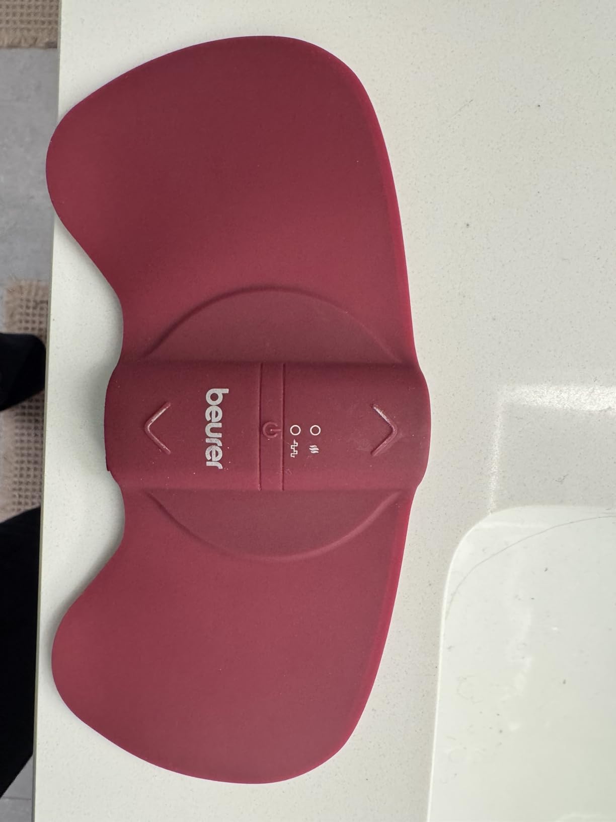 Beurer EM50 TENS Unit & Heating Pad, Portable Period Cramps Pain Relief, Rechargeable, Auto Shut-Off, 15 TENS Levels, for Fast Heating, Drug-Free Menstrual or Lower Back Pain Relief, FSA-HSA customer photo 2