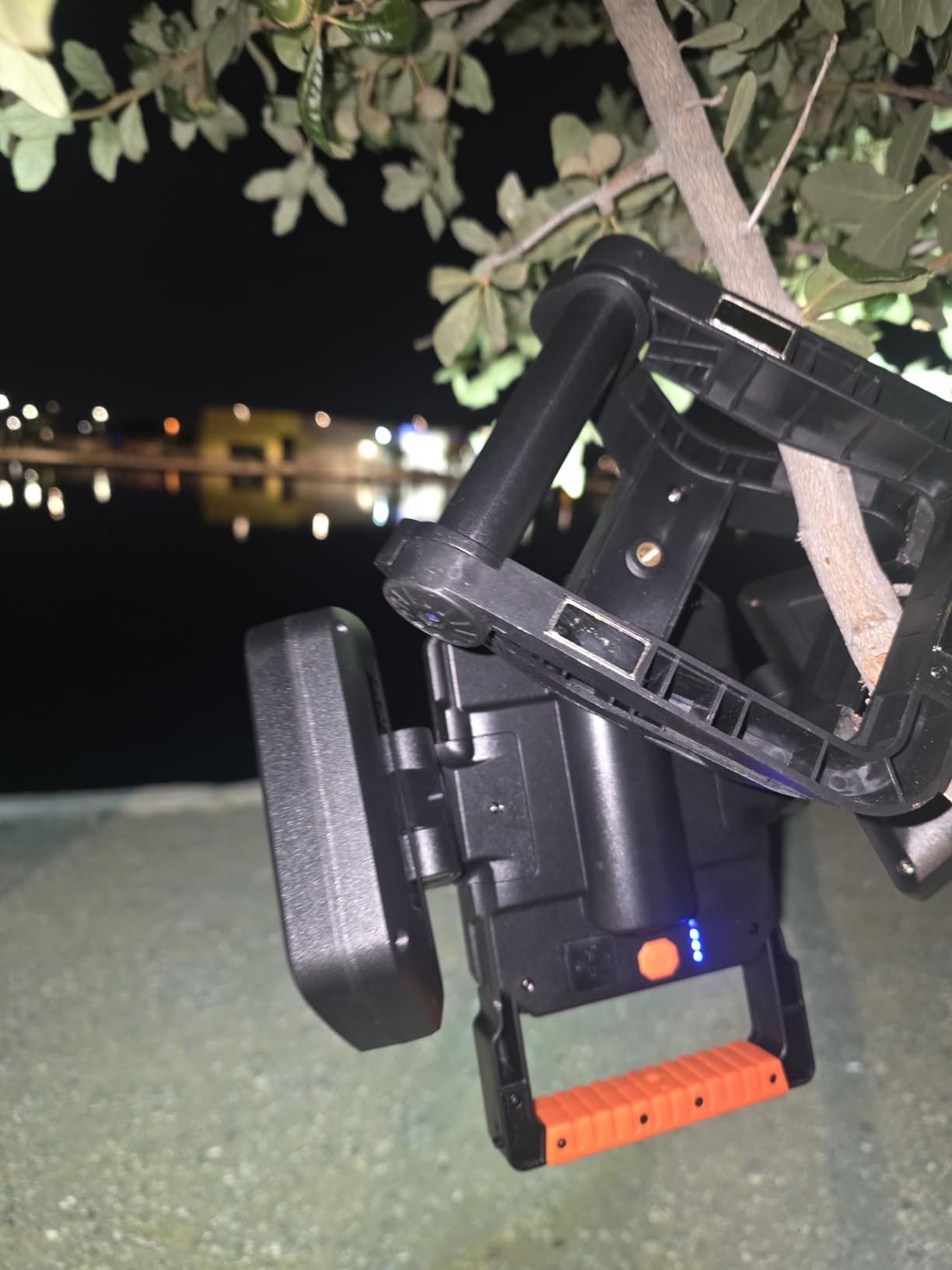 Tresda 30W Rechargeable Work Light, 3000LM Portable Magnetic LED Work Light, Battery Powered Waterproof Cordless Jobsite Light for Garage, Car Repair, Workshop, Camping, Father’s Day Dad Gifts customer photo 2