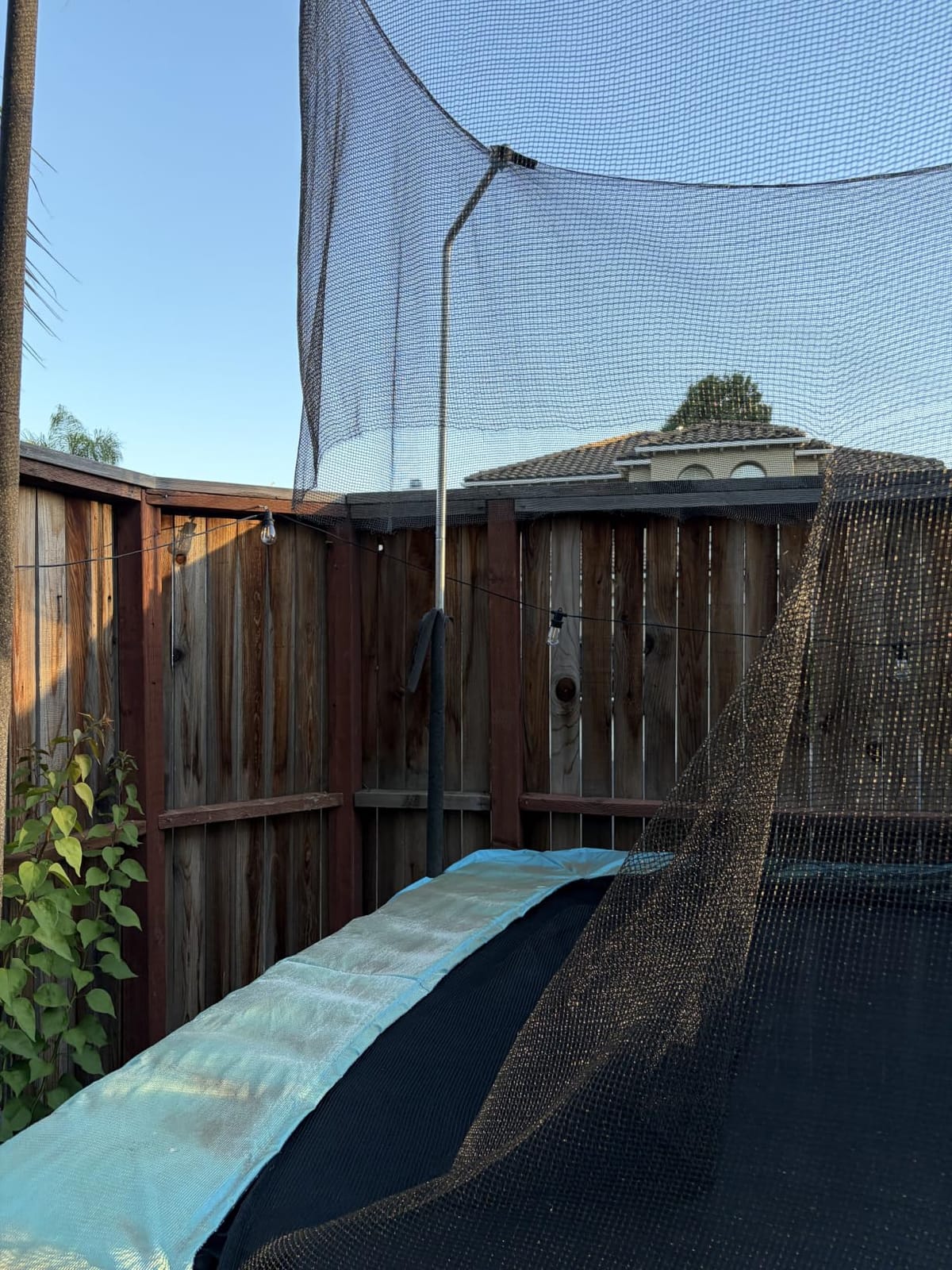 Giantex Trampoline, 8 FT x 14 FT ASTM Certified Rectangular Trampoline with Enclosure, Ladder, Double-Side Galvanized Steel Frame, Max Load 440 Lbs, Outdoor Recreational Trampolines for Kids, Adults customer photo 2