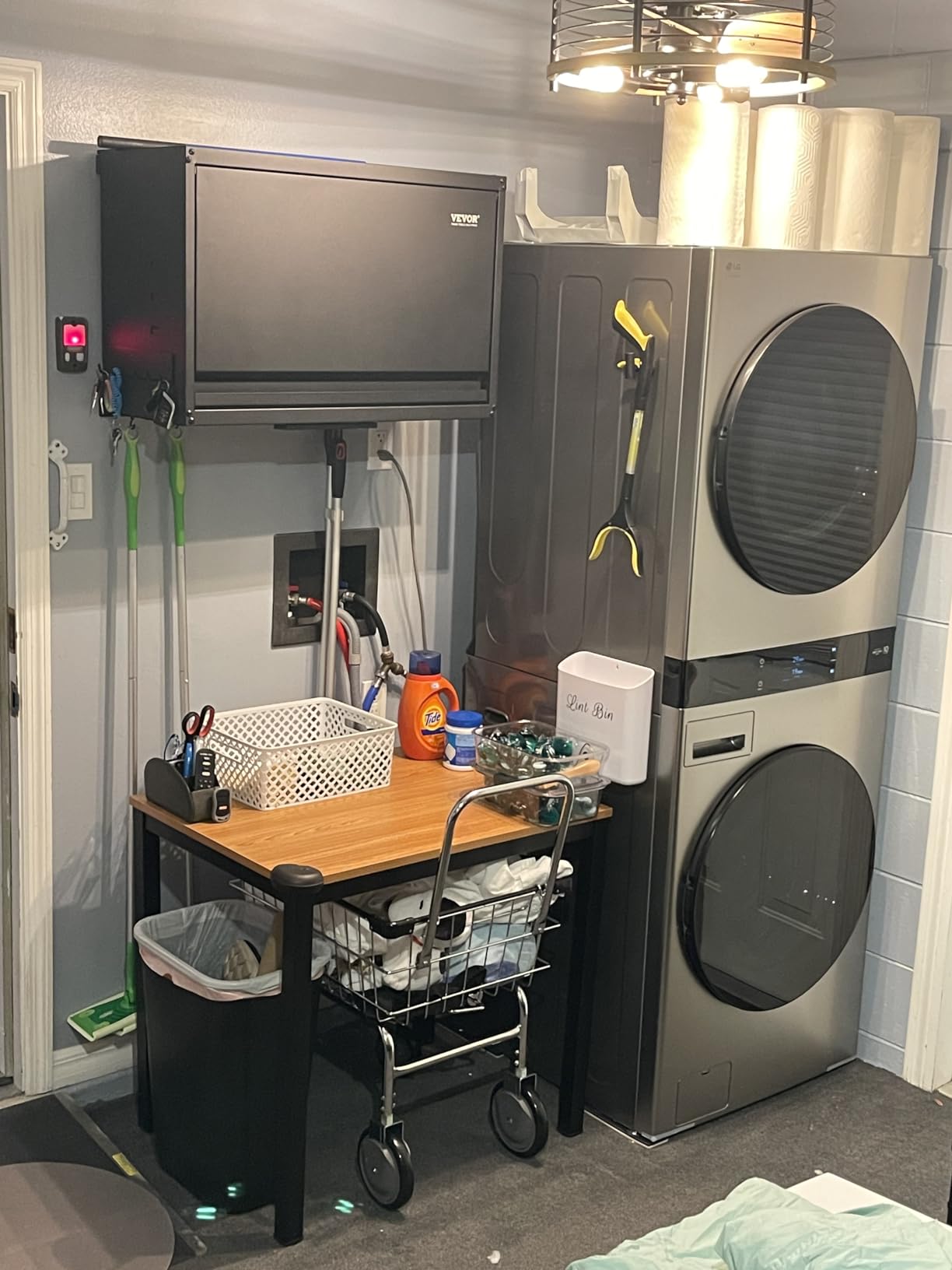 WashTower Stacked Smart Laundry Center 4.5 Cu.Ft. Front Load Washer & 7.4 Cu.Ft. Electric Dryer in Graphite Steel WKE100HVA customer photo 1