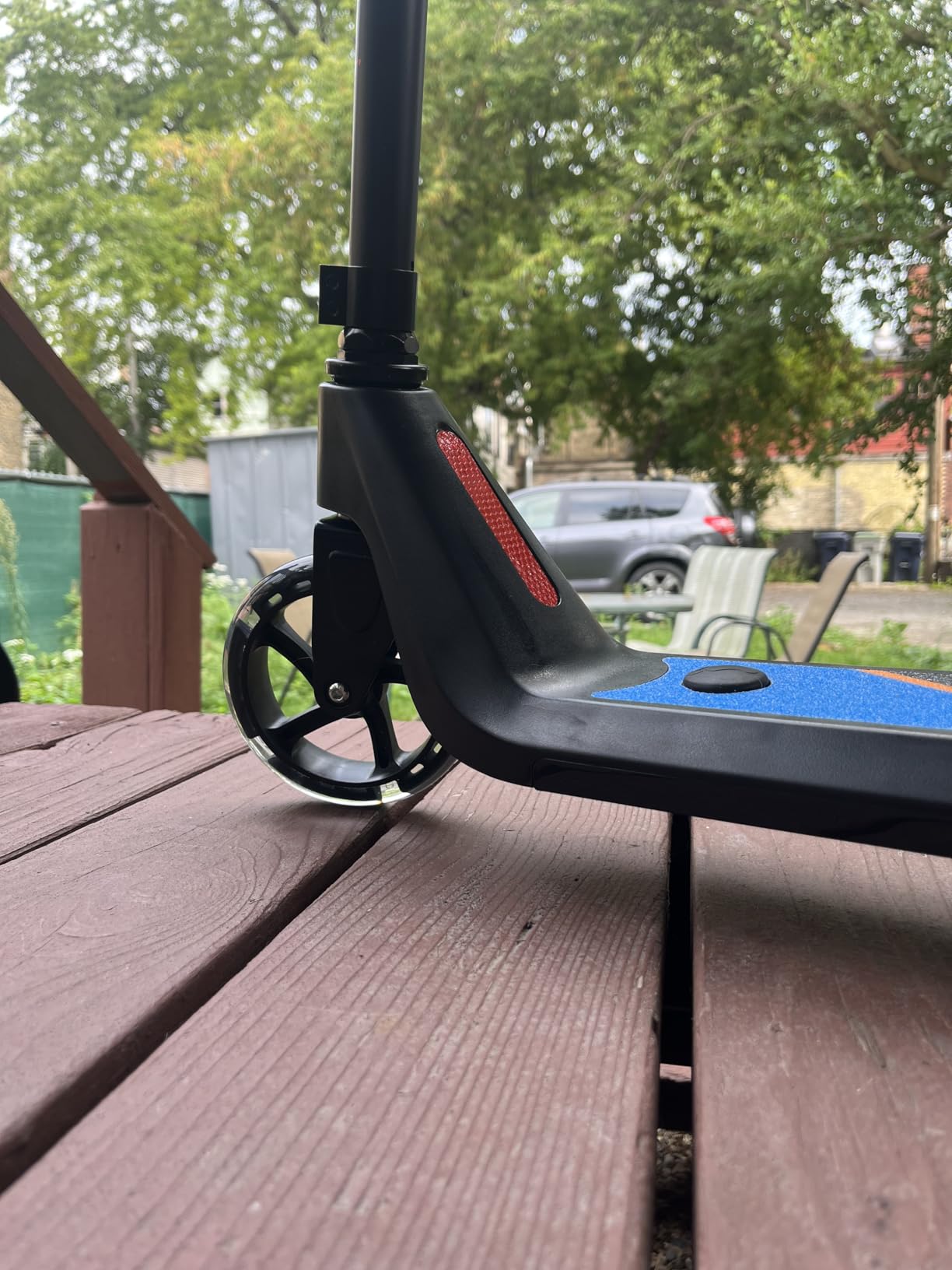 LINGTENG Electric Scooter for Kids Age 6-10, Kick-Start Boost Scooter with Adjustable Speed and Height, Flash Wheel & Deck Lights customer photo 2