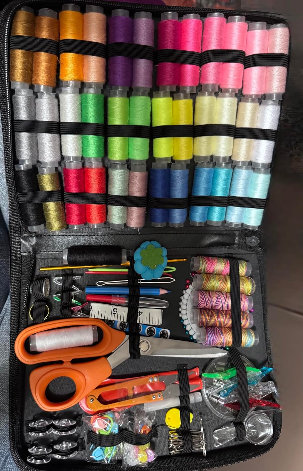 Maxfanay Sewing Kit for Adults Beginners, Portable Needle Thread Repair Kit customer photo 2