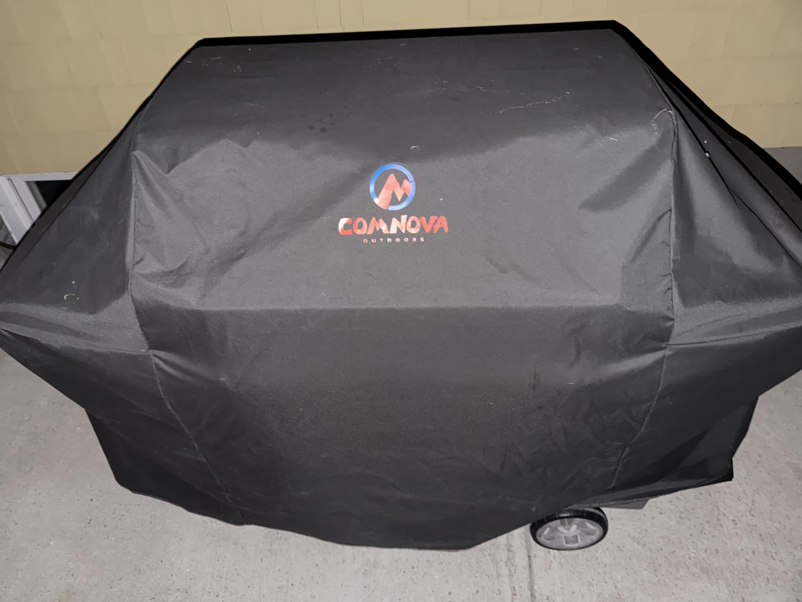 Comnova Grill Cover 72 Inch - 600D BBQ Cover for Outdoor Grill Heavy Duty and Waterproof, Large Barbecue Gas Grill Covers for Weber, Char-Broil, Nexgrill, Monument, Dyna-glo, Brinkmann and More customer photo 1