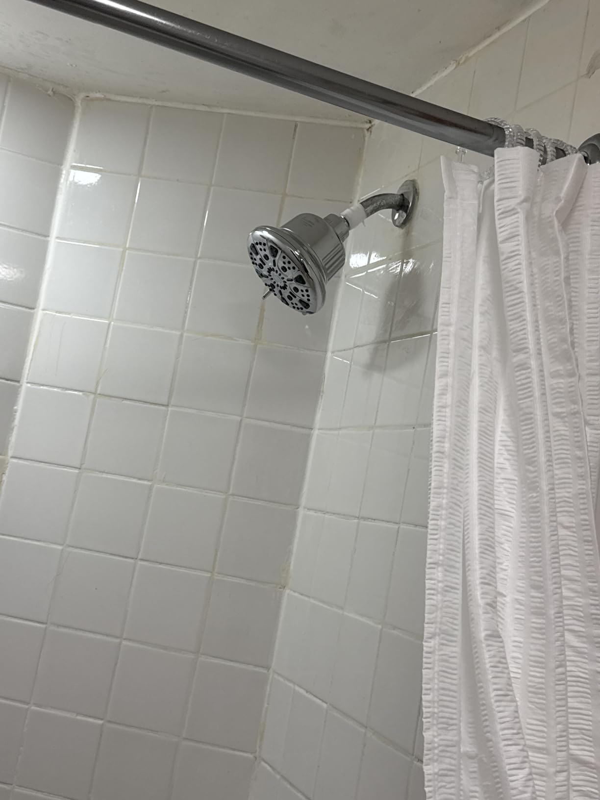 MakeFit Filtered Shower Head - High Pressure Shower Head with Filter for Hard Water Softener - 7 Settings Bathroom Rain Showerhead to Remove Chlorine and Heavy Metals (Chrome) customer photo 2