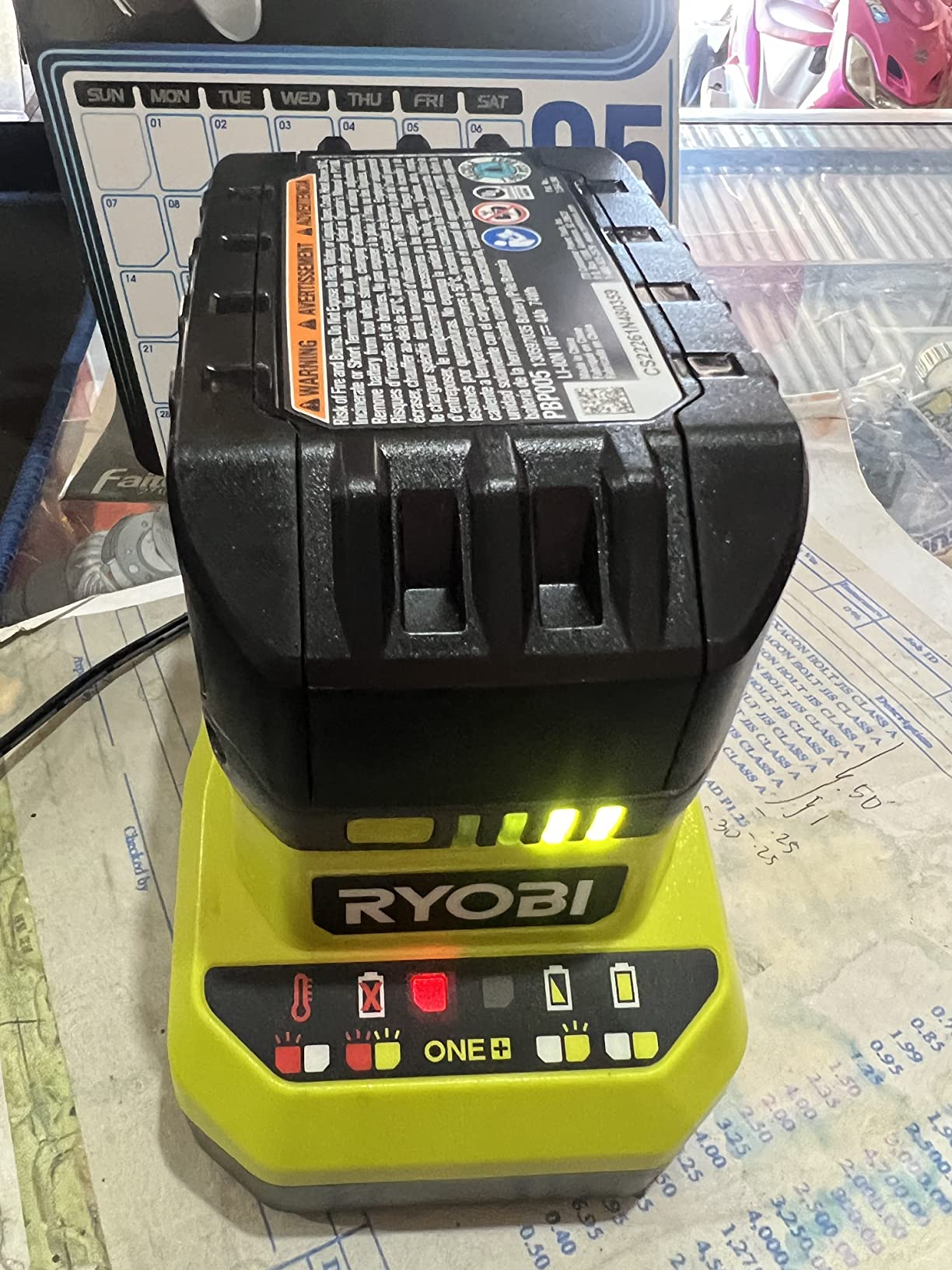RYOBI ONE+ 18V Cordless 1/2 in. Impact Wrench Kit with 4.0 Ah Battery and Charger, (PCL265K1) customer photo 2